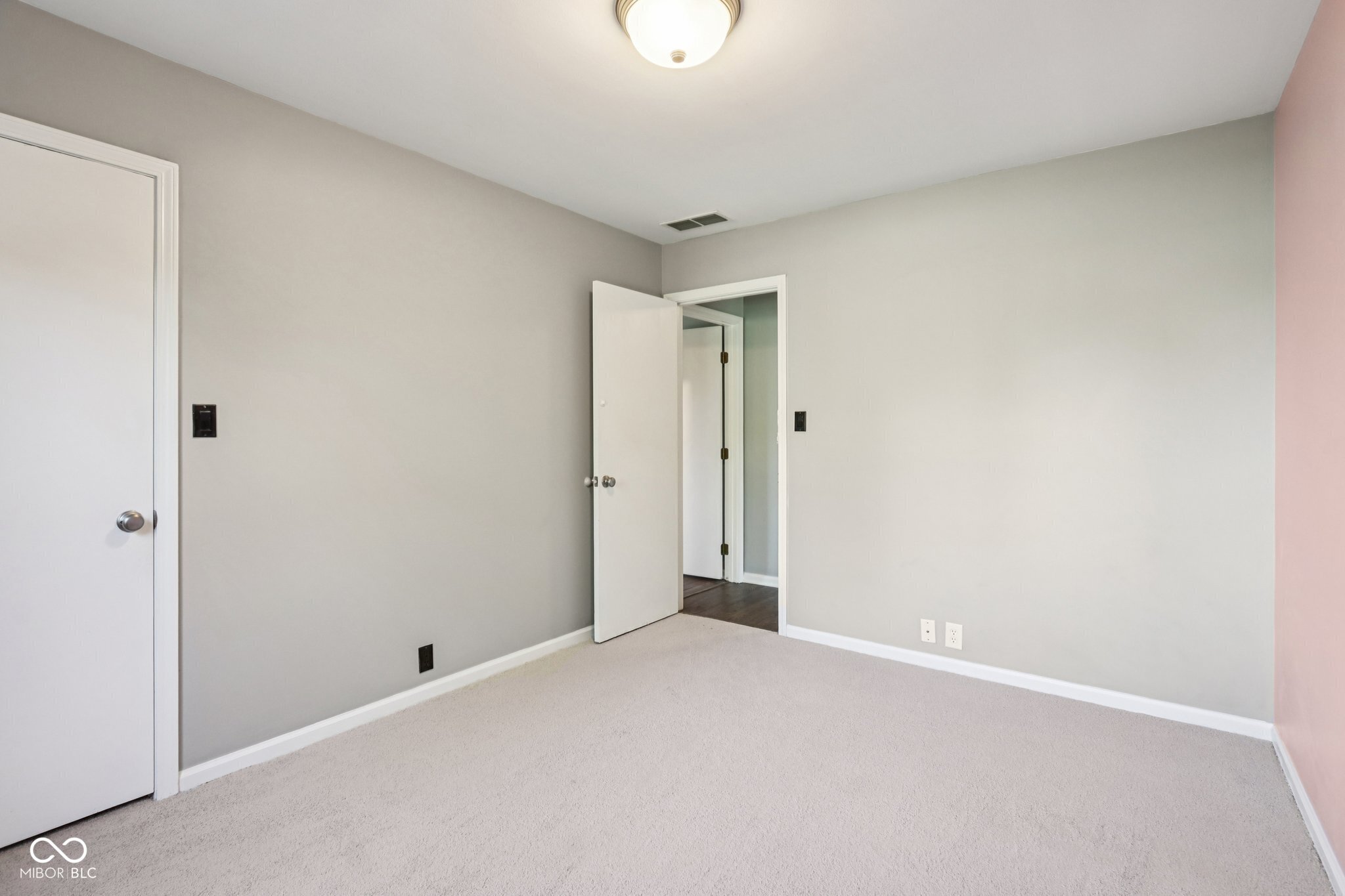 7937 Castle Lake Road