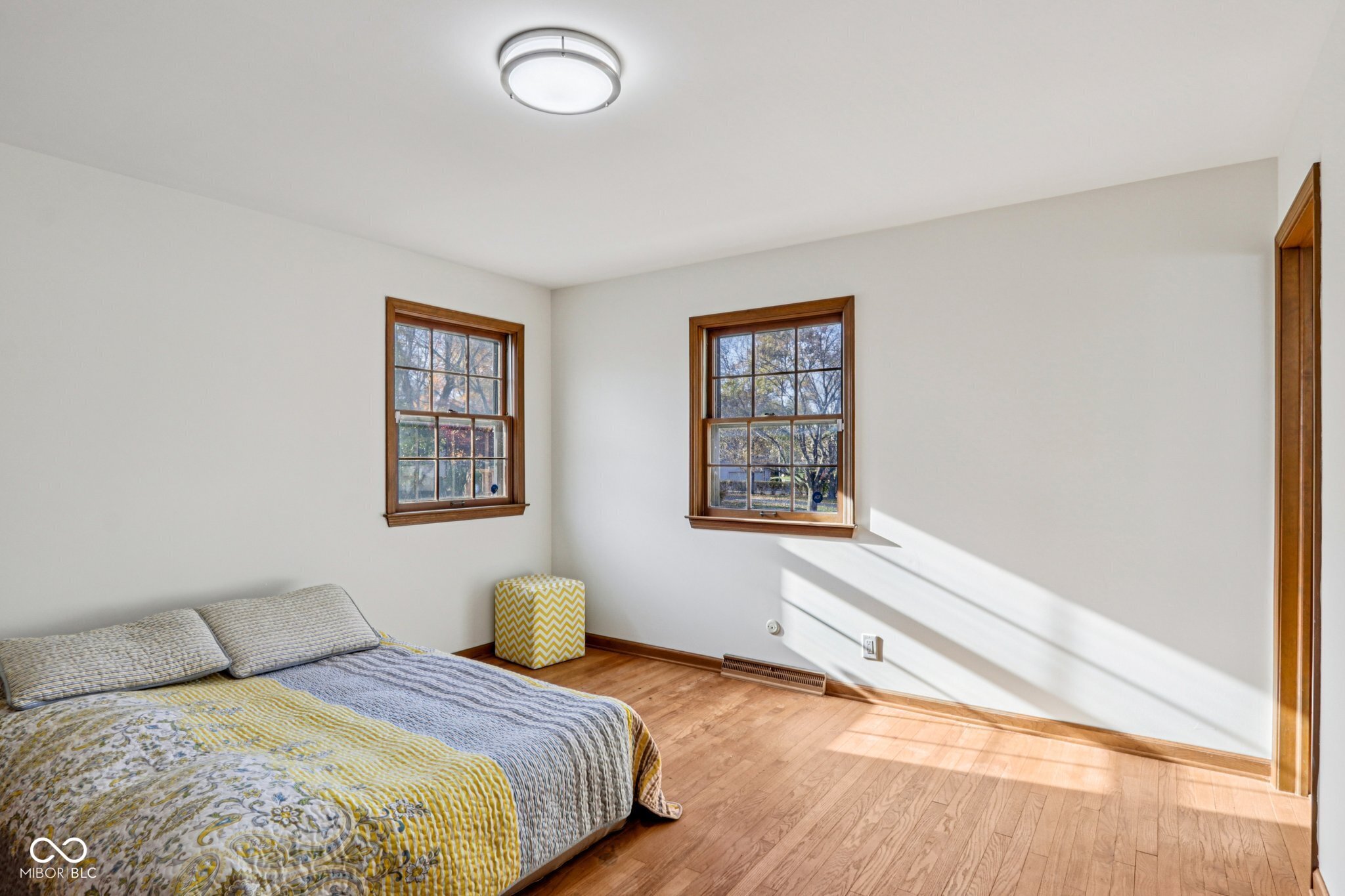 5843 Barnstable Court