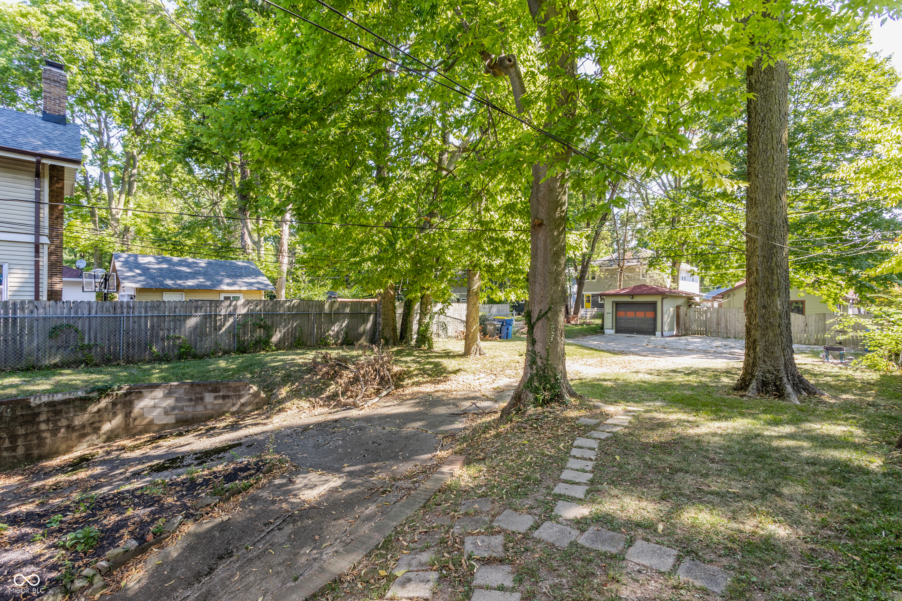 4449 N College Avenue