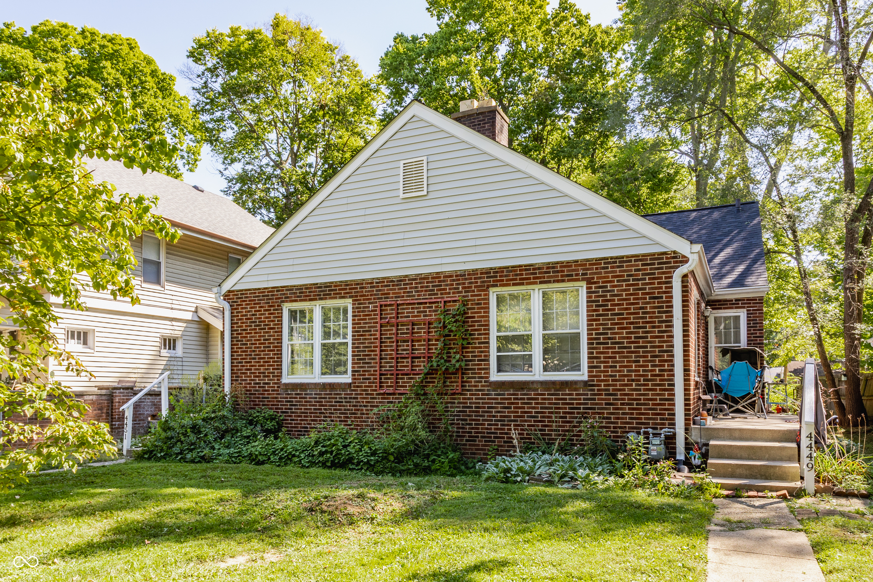 4449 N College Avenue