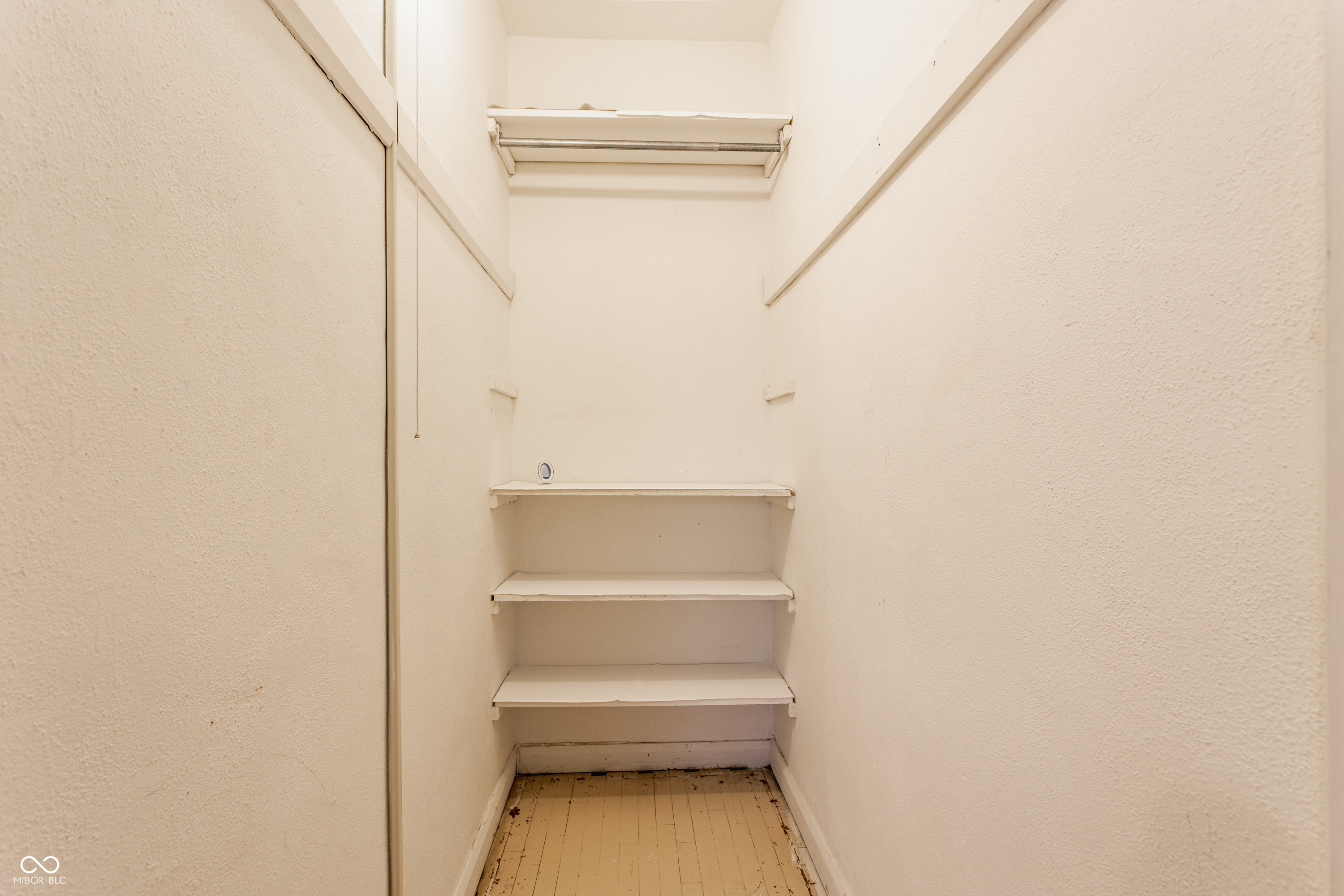 4449 N College Avenue