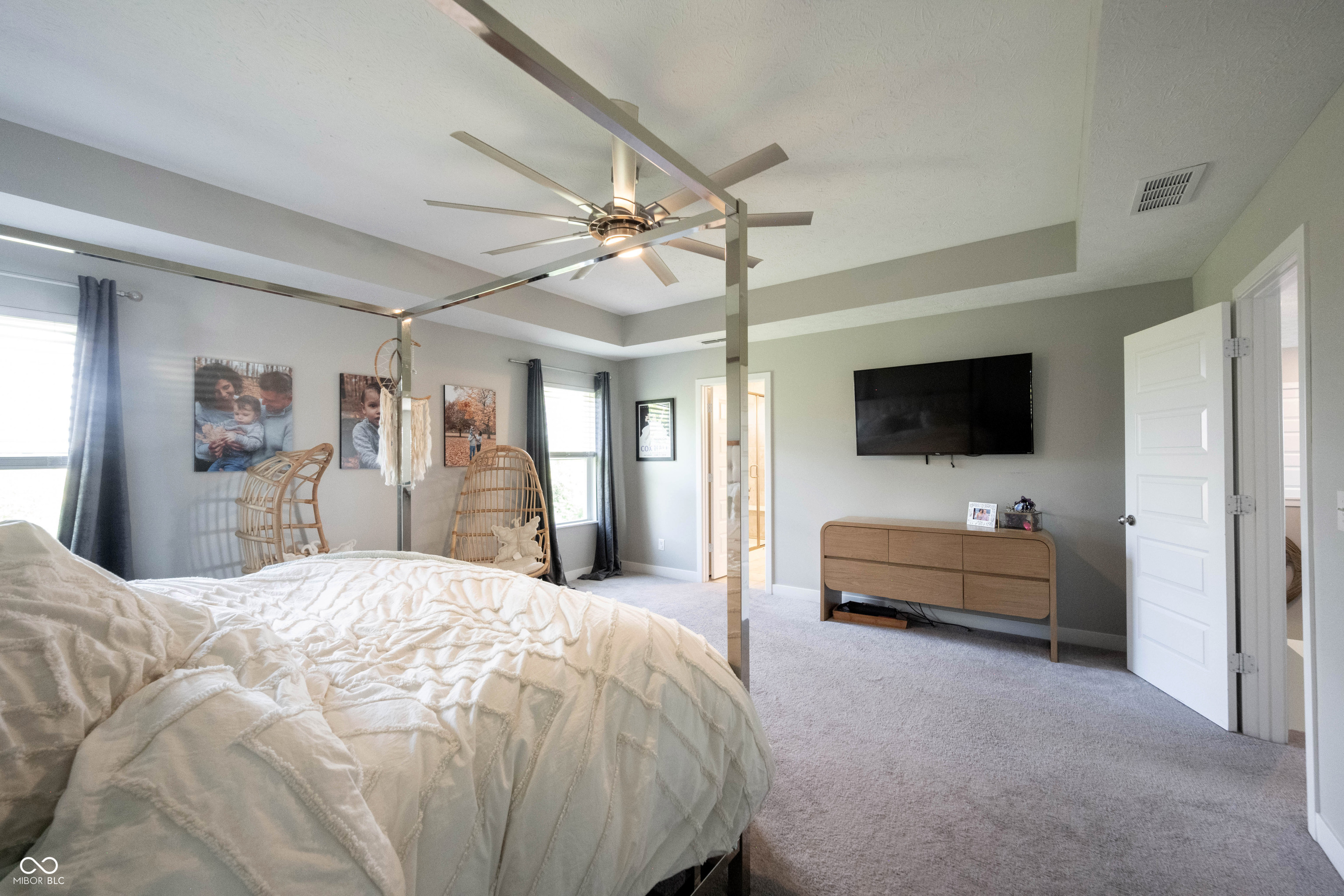 9927 Midnight Line Drive