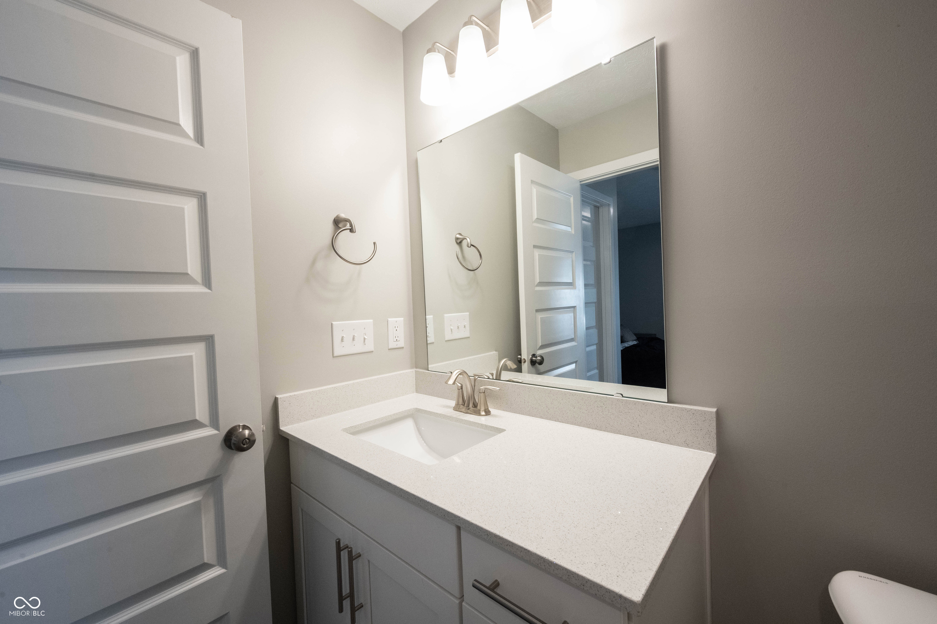 9927 Midnight Line Drive