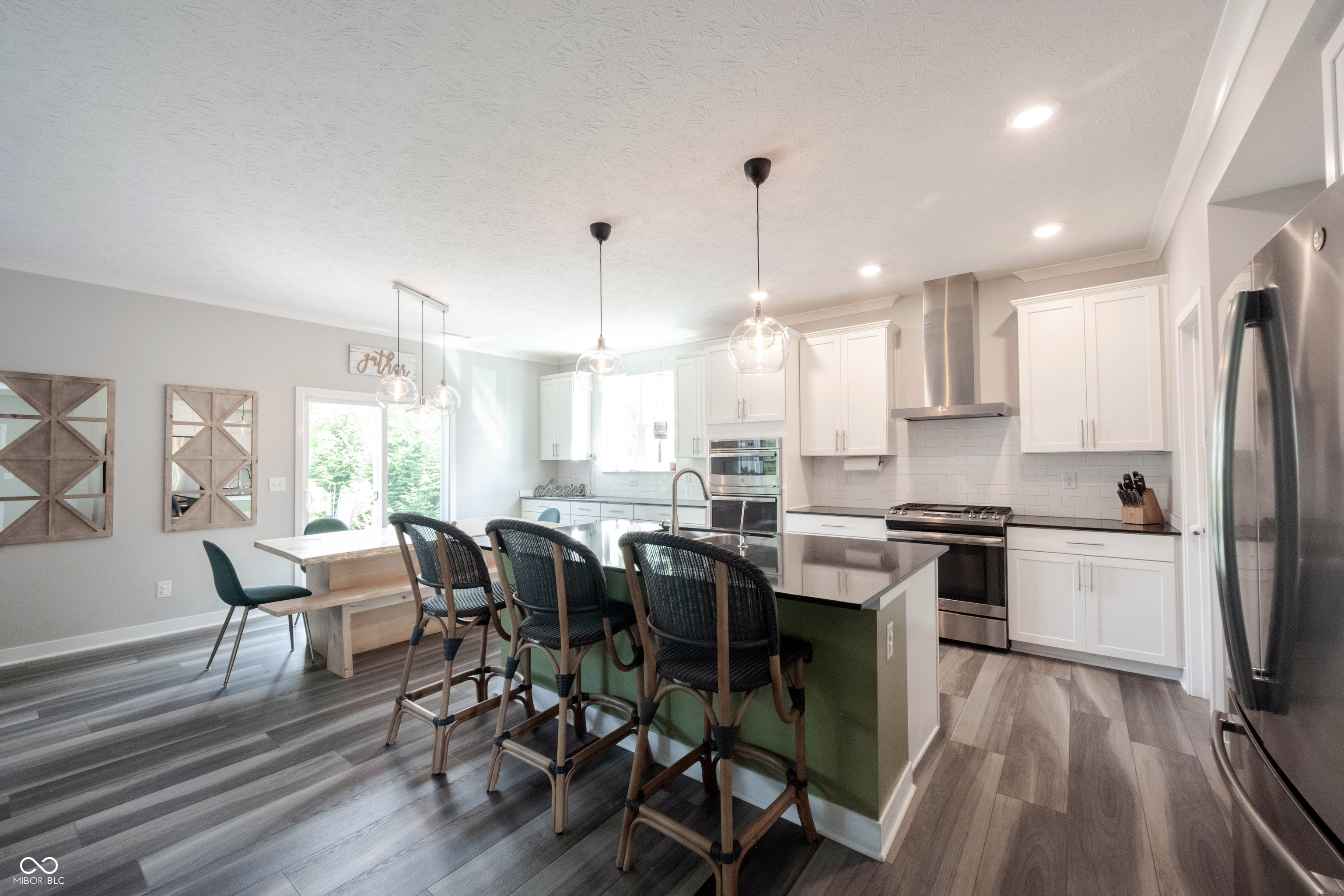 9927 Midnight Line Drive