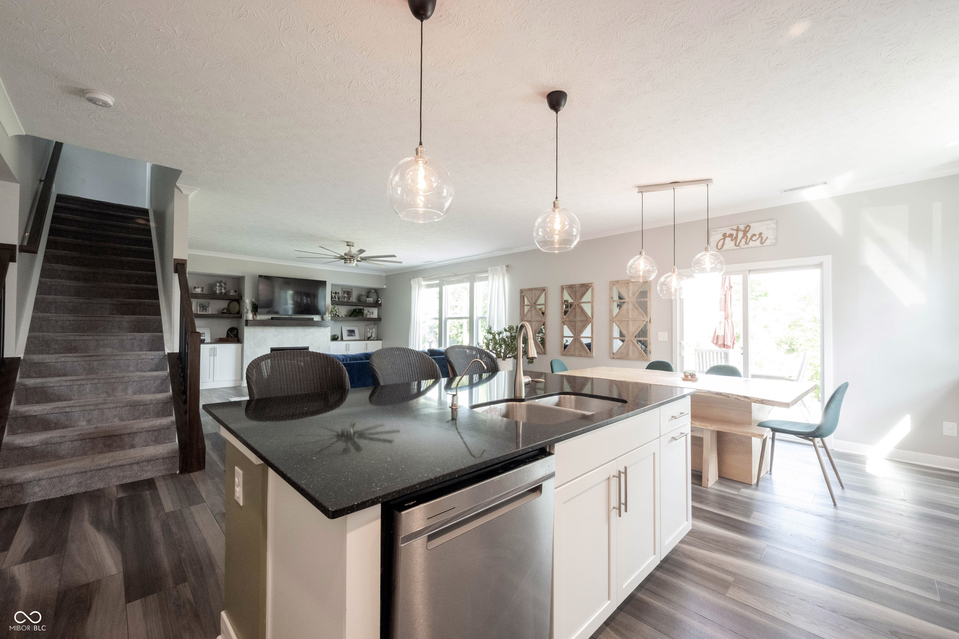 9927 Midnight Line Drive