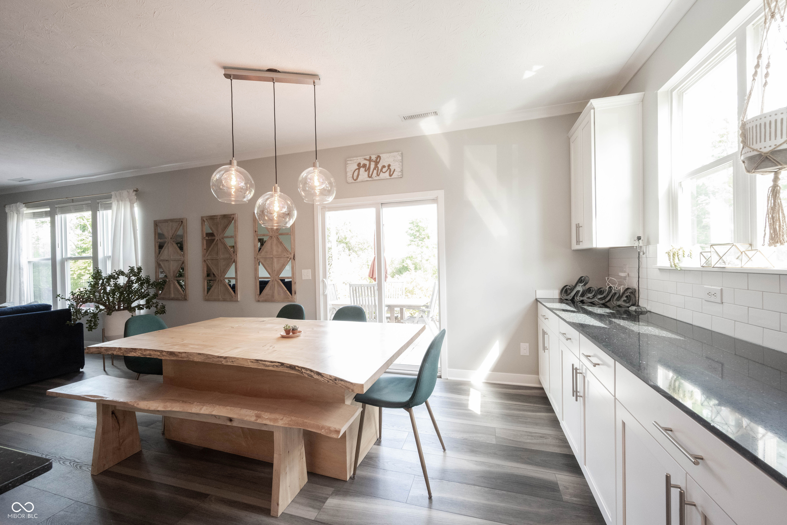 9927 Midnight Line Drive