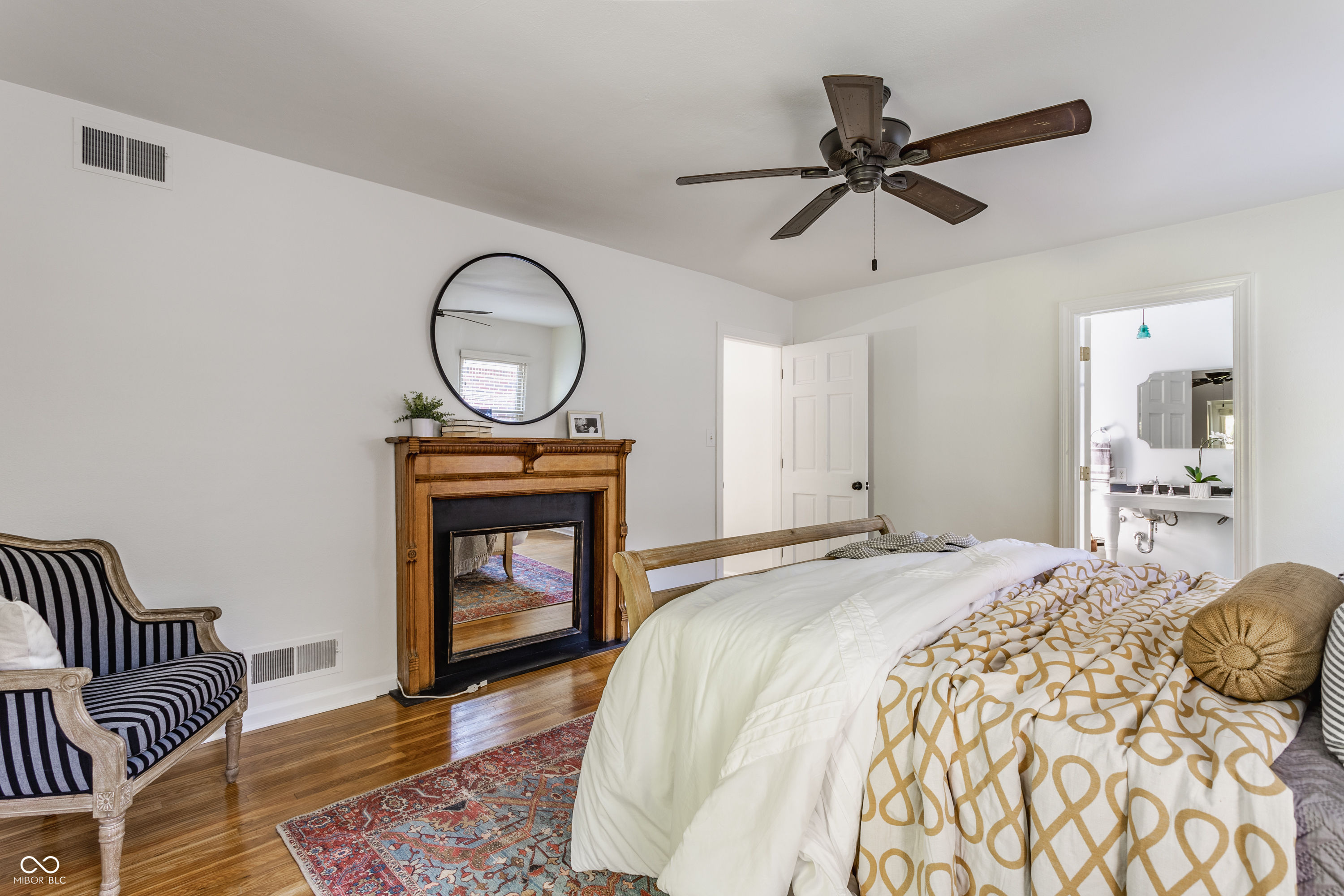 5825 N Washington Boulevard