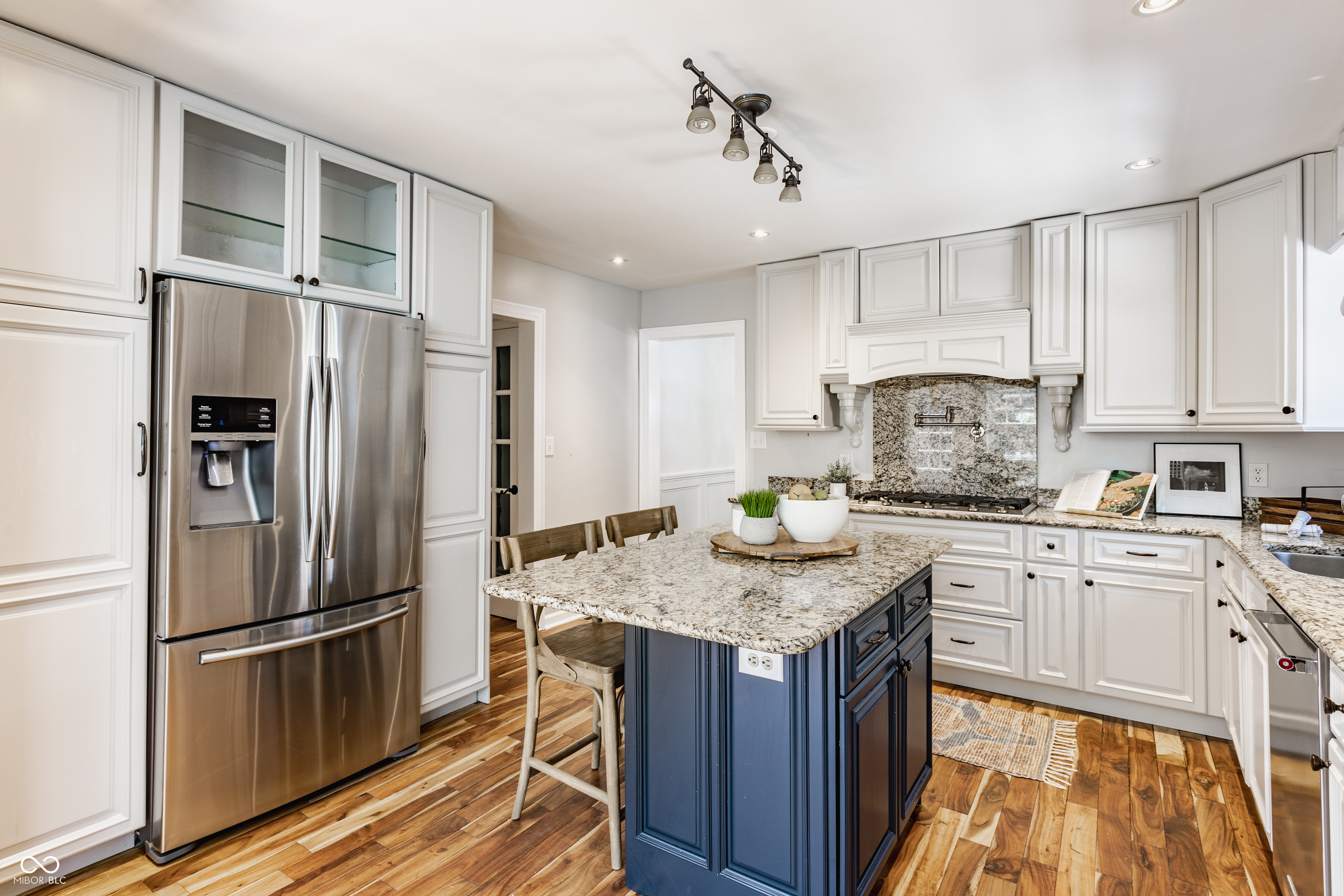 5825 N Washington Boulevard