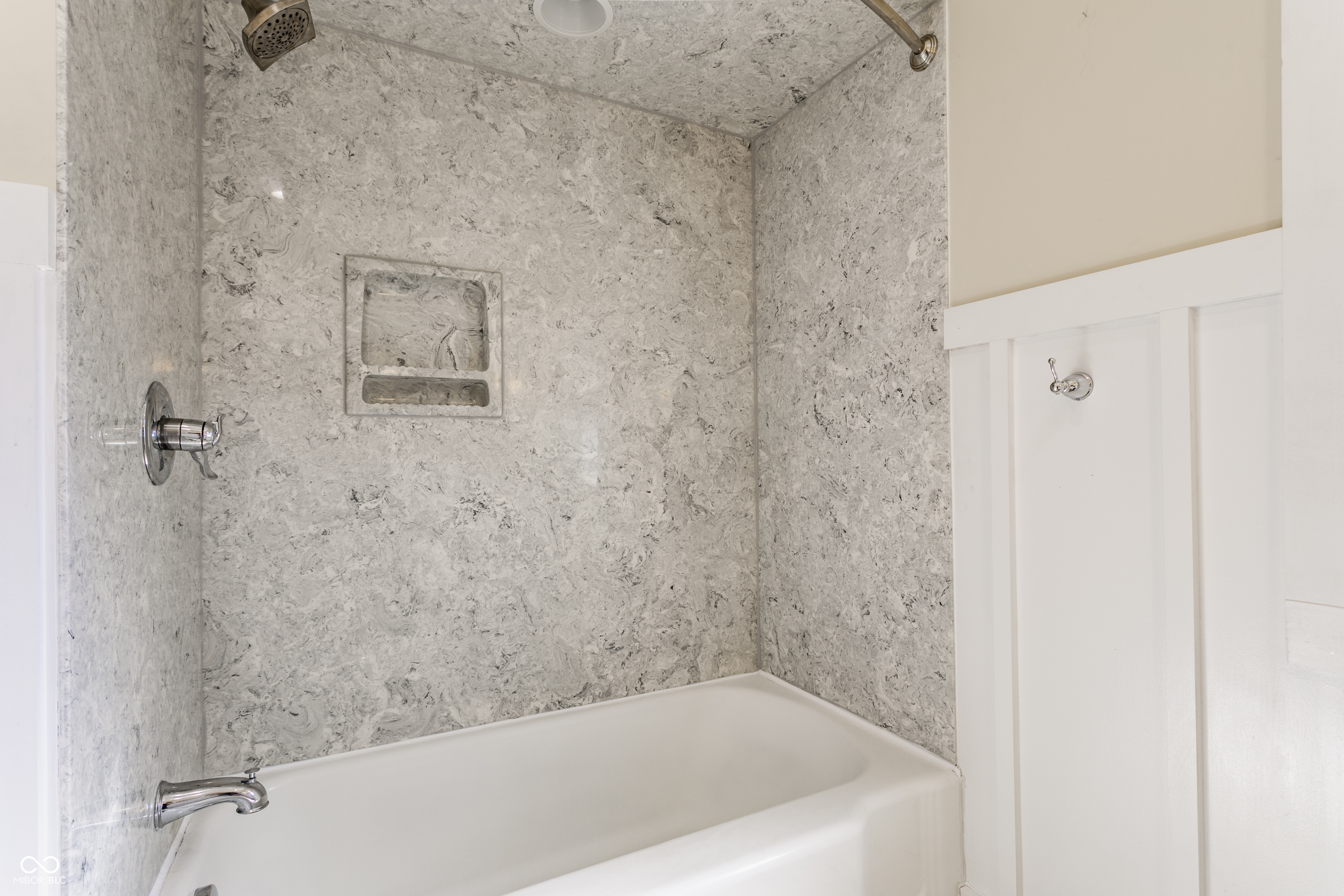 5825 N Washington Boulevard