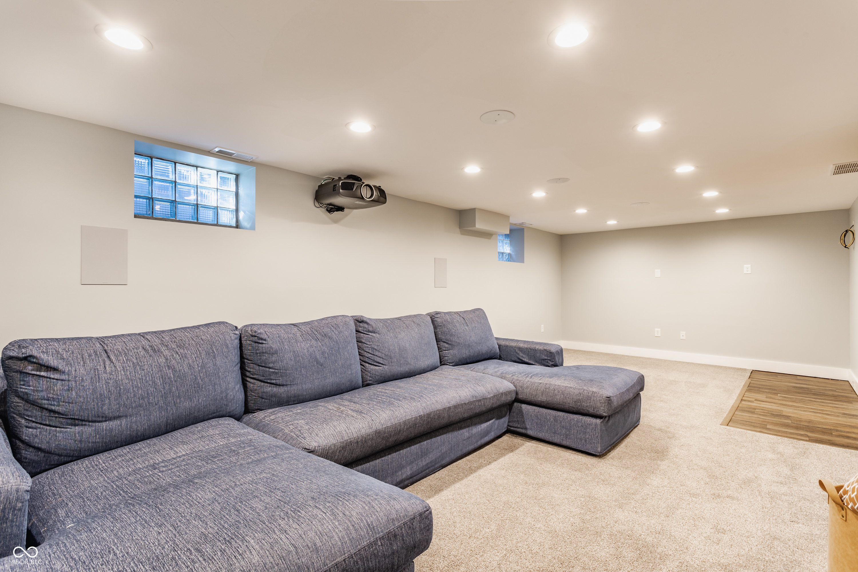 5825 N Washington Boulevard