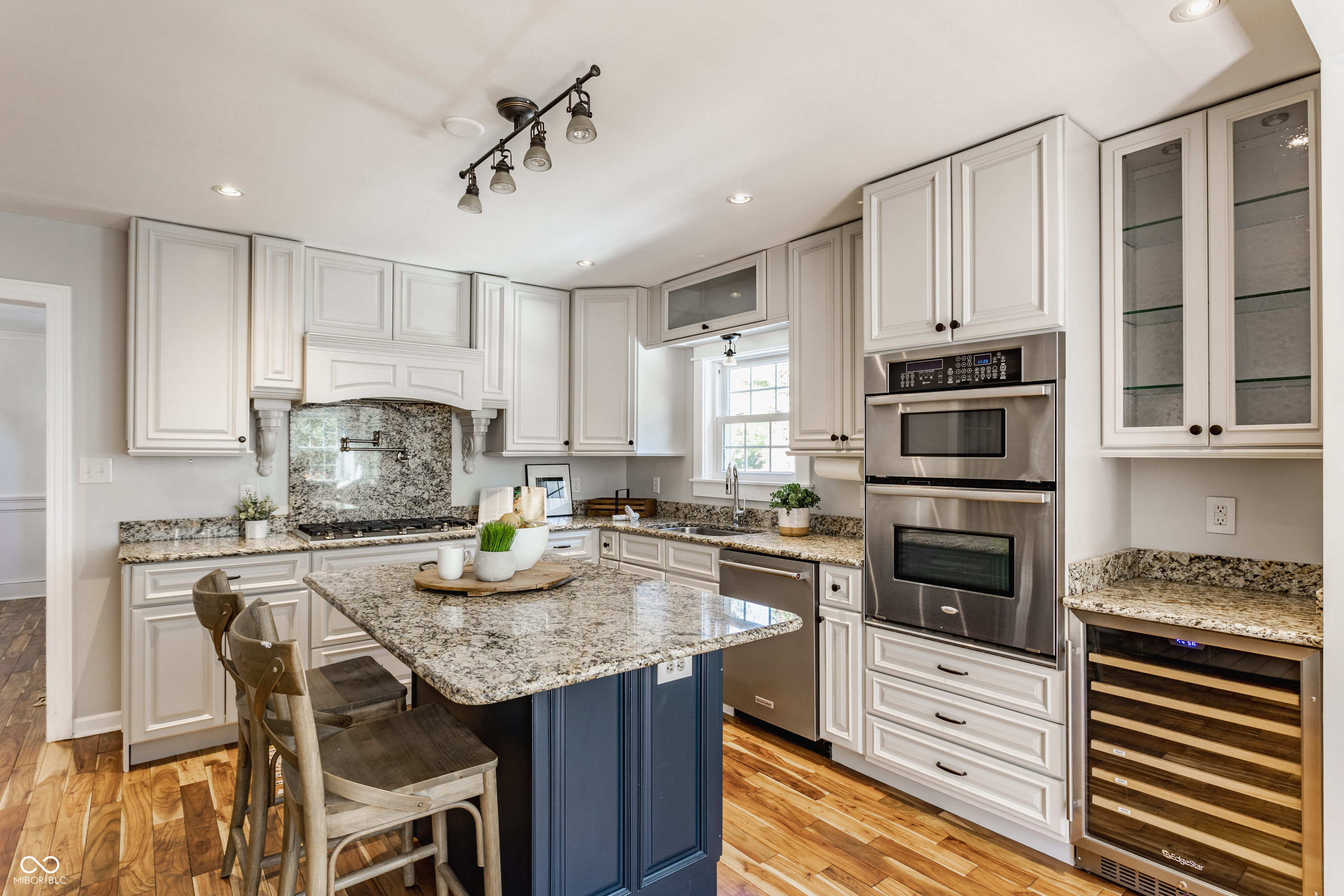 5825 N Washington Boulevard