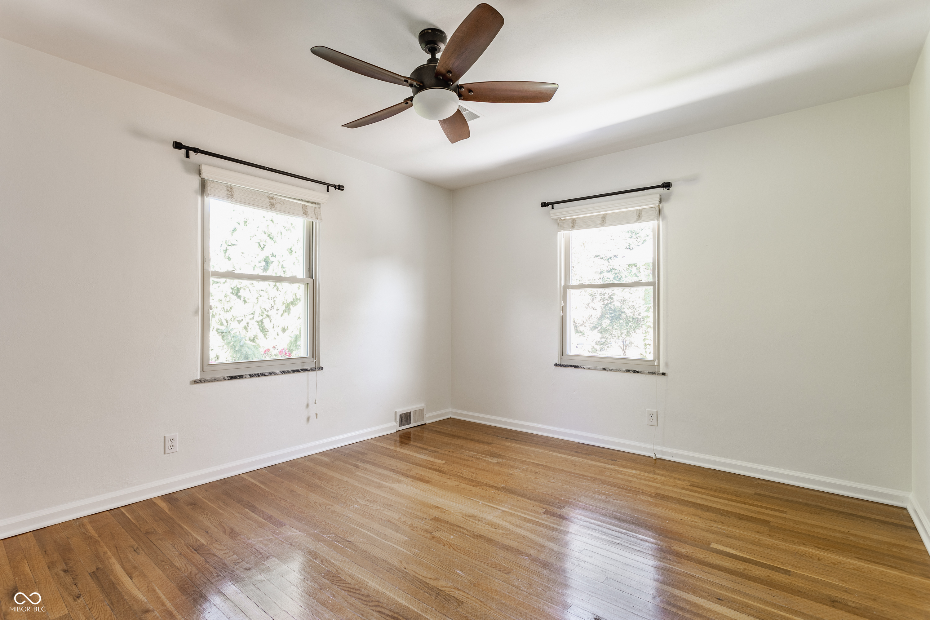 5825 N Washington Boulevard