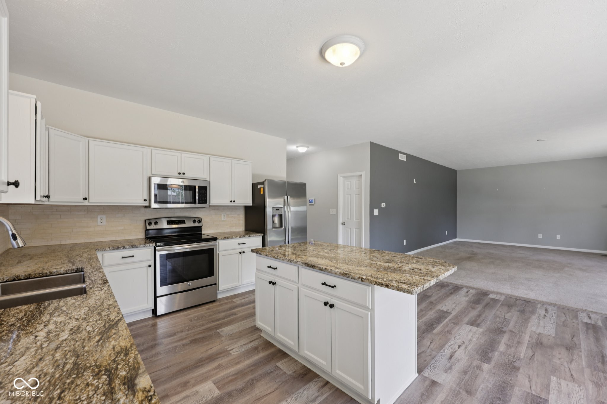 5020 Greenside Drive