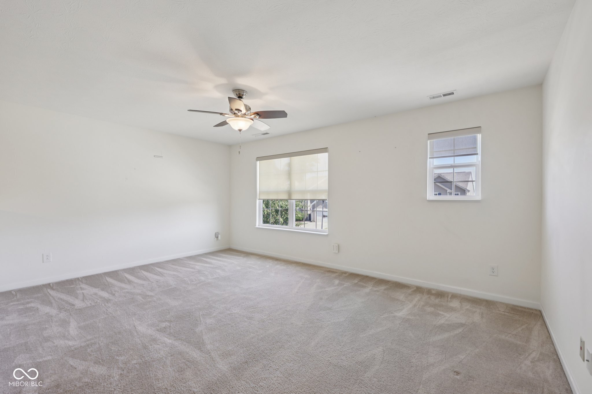 5020 Greenside Drive