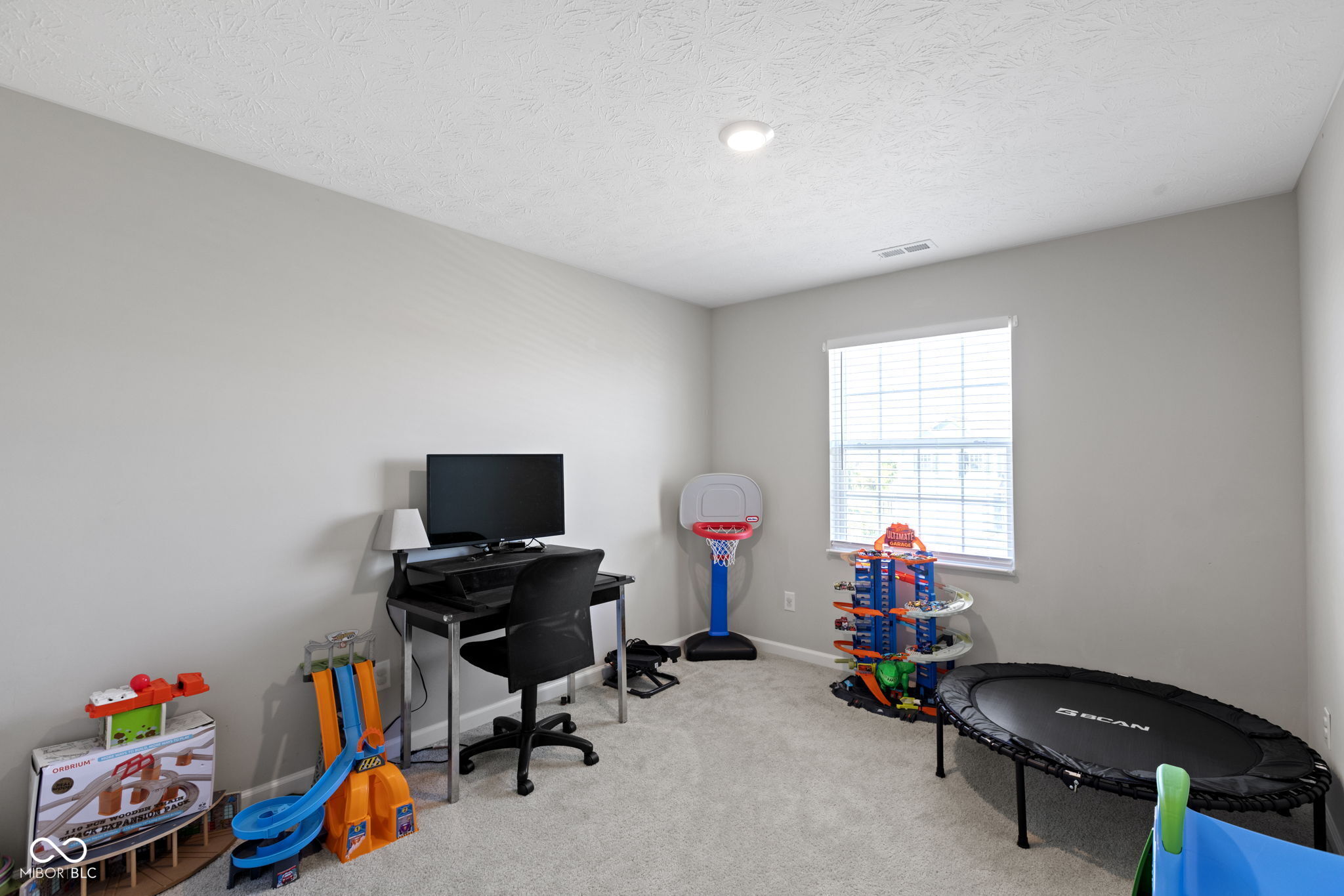 6361 N Cedarwood Drive