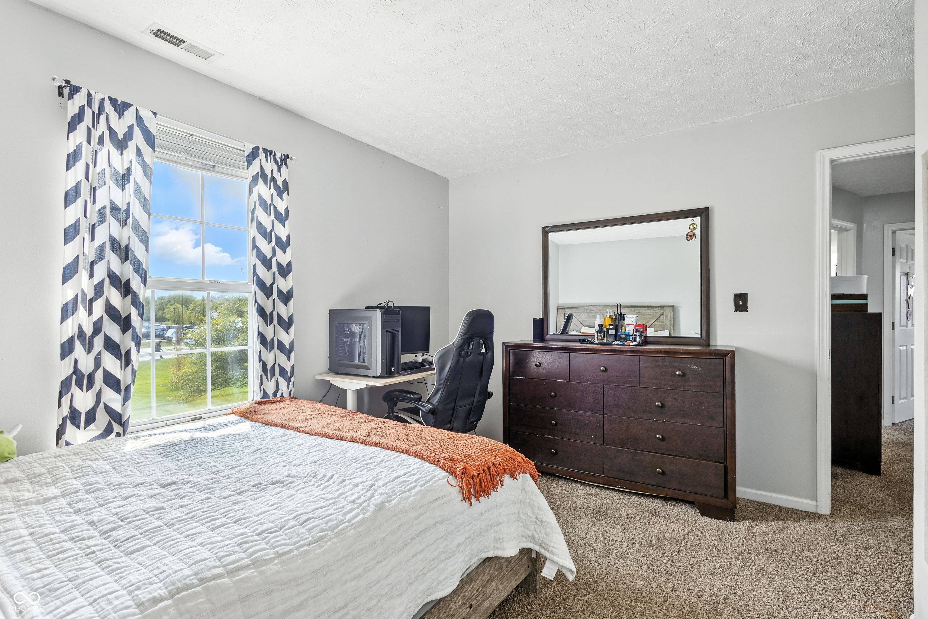 4611 Owls Nest Place