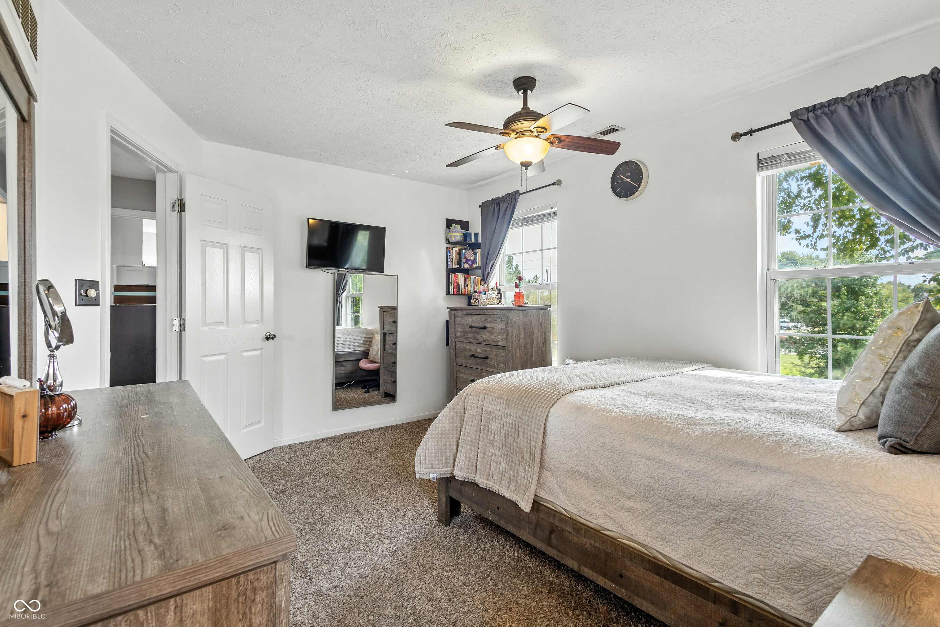 4611 Owls Nest Place