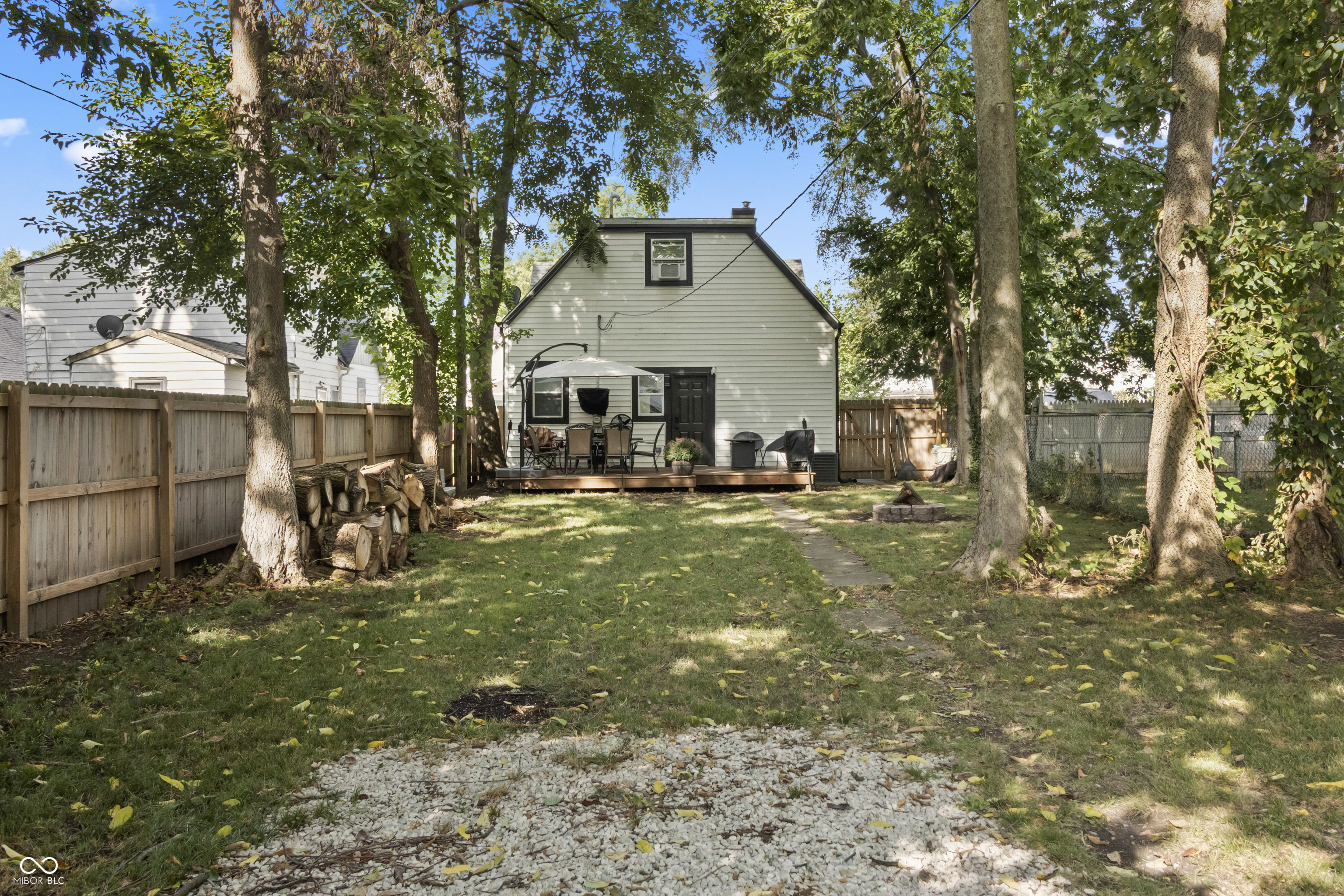 745 N Pershing Avenue