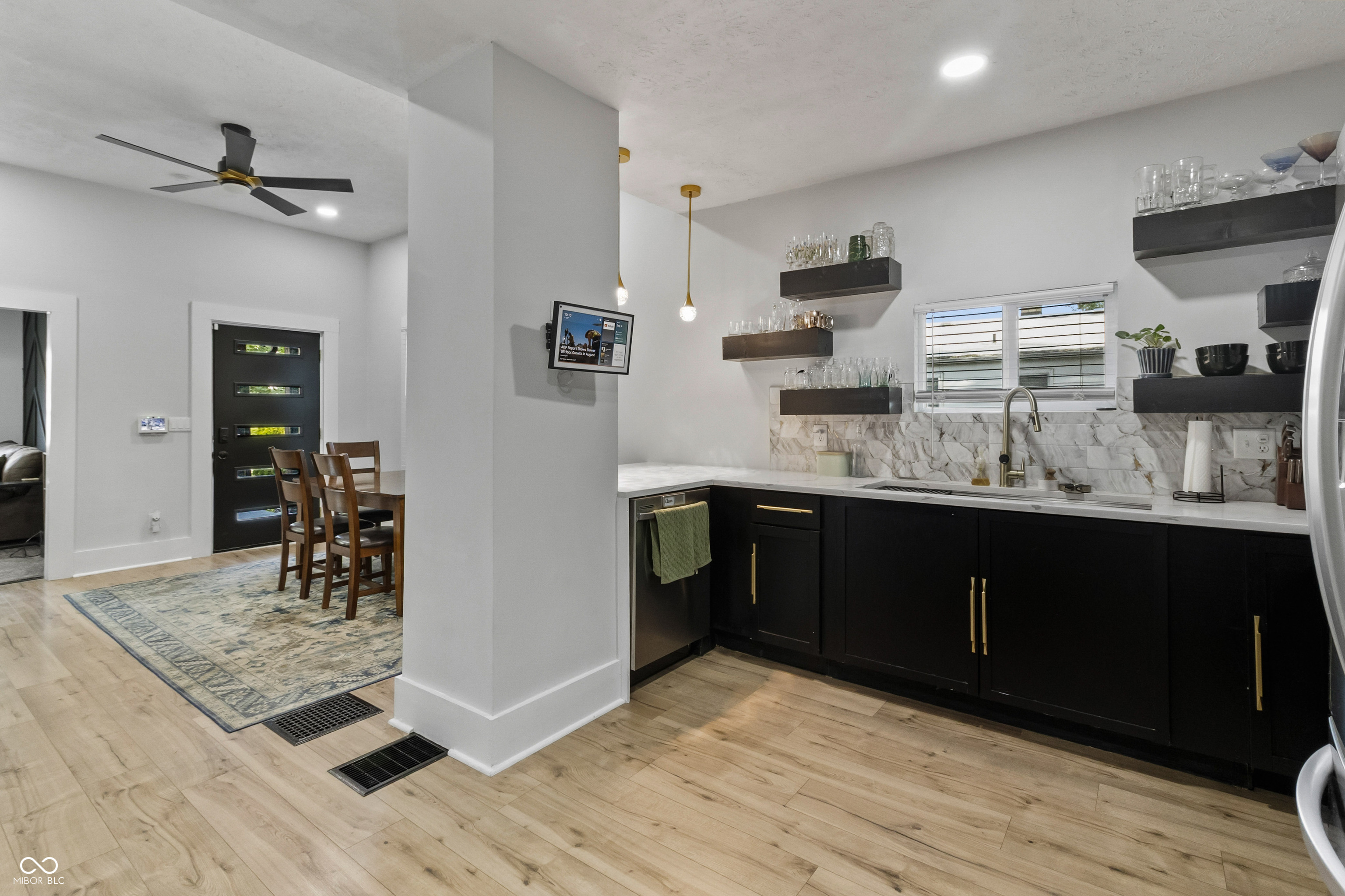 745 N Pershing Avenue