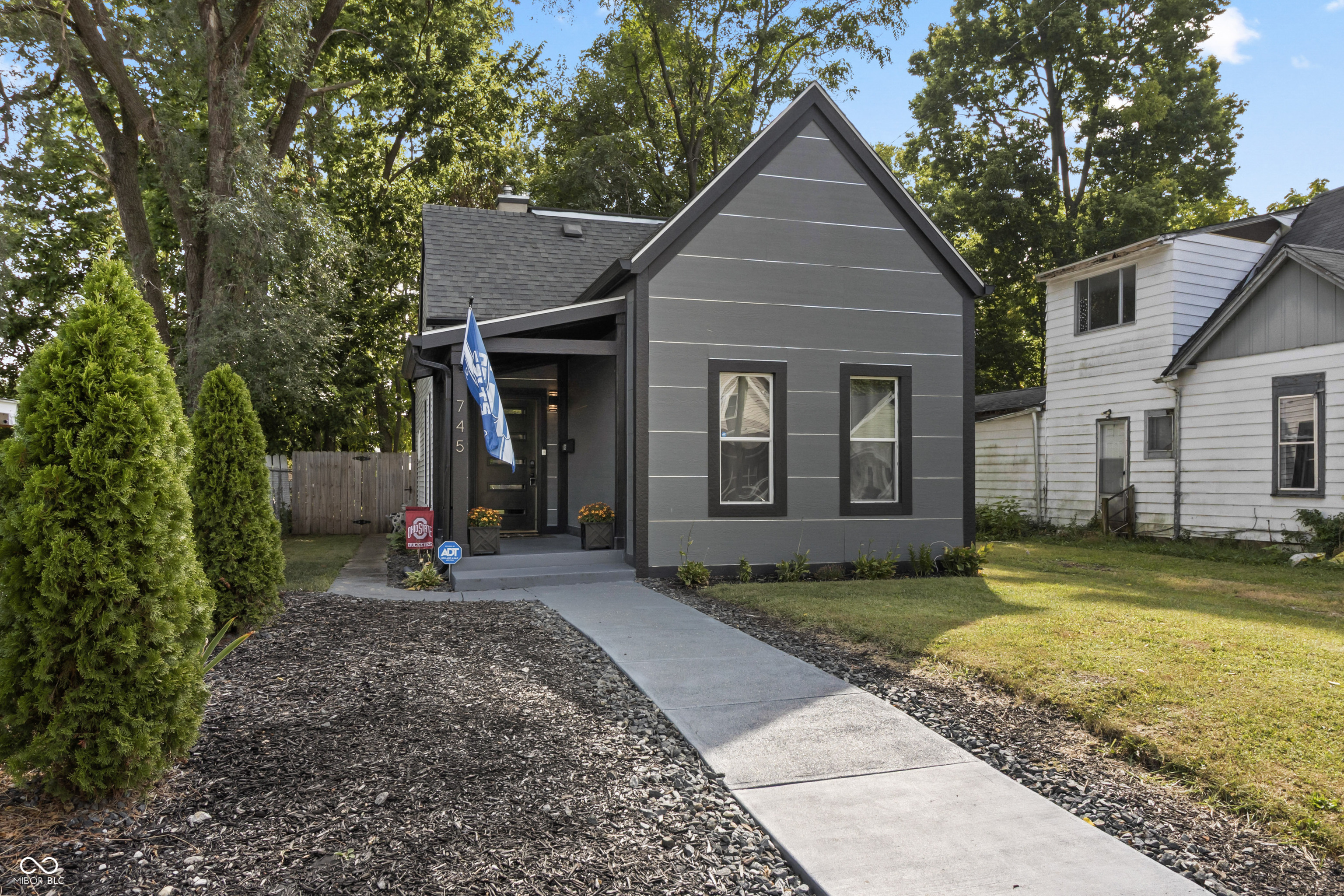 745 N Pershing Avenue