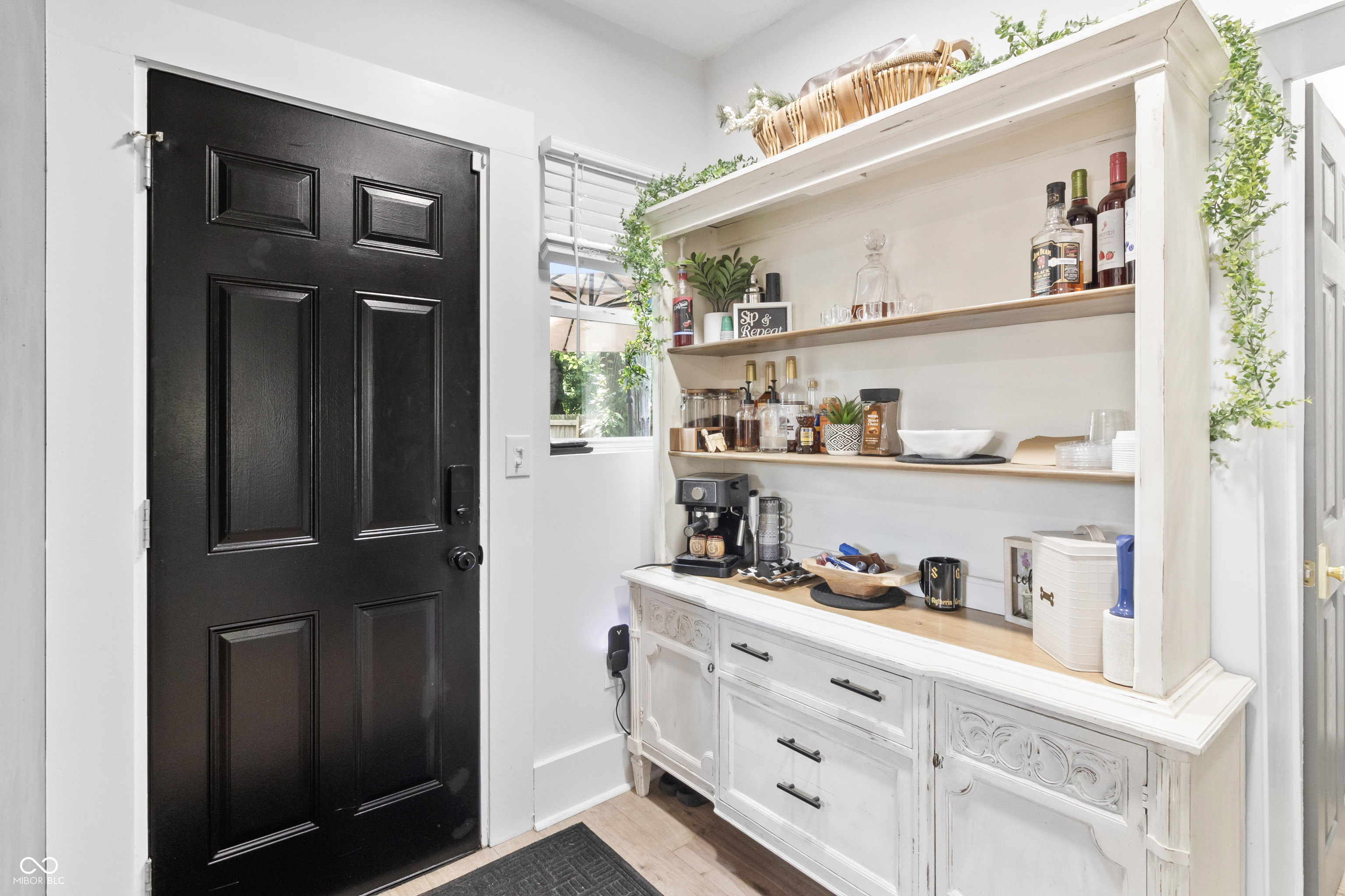 745 N Pershing Avenue