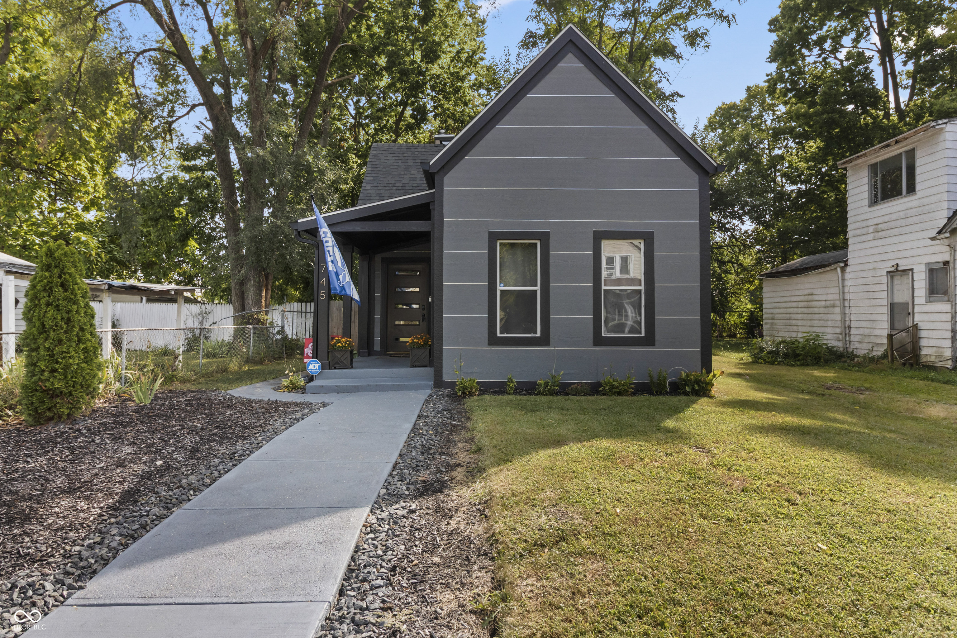 745 N Pershing Avenue