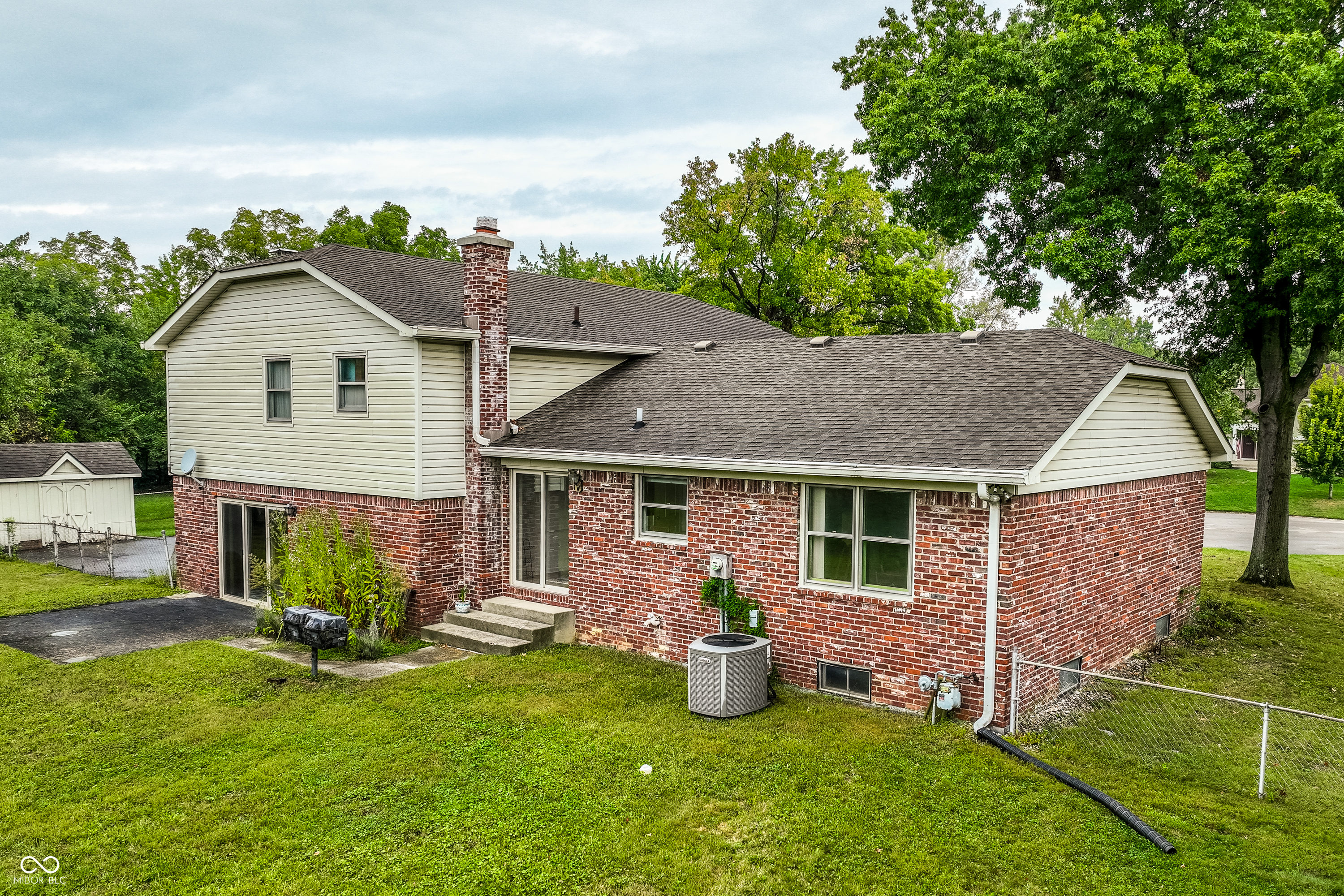 7235 Sondridge Circle