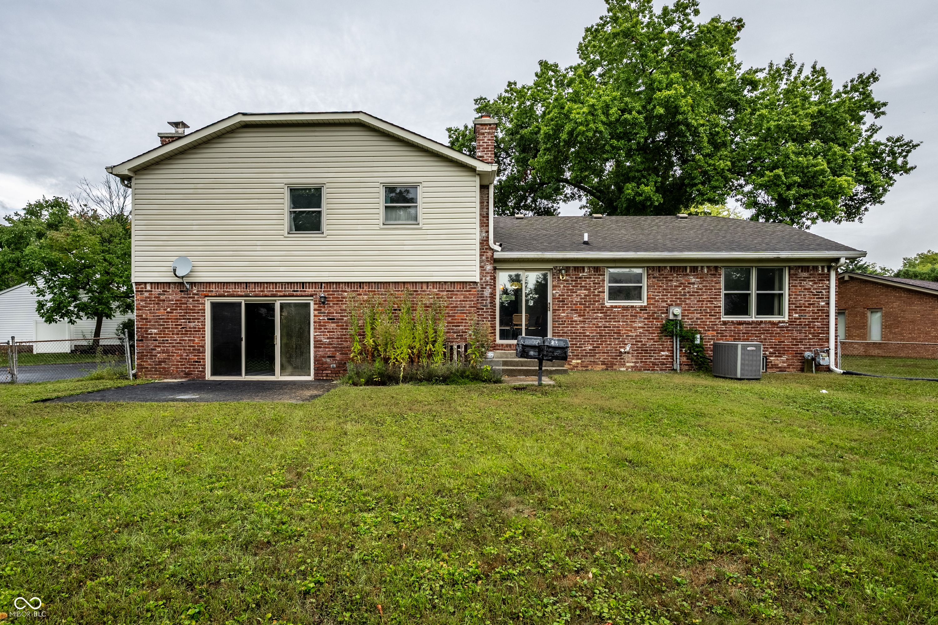 7235 Sondridge Circle