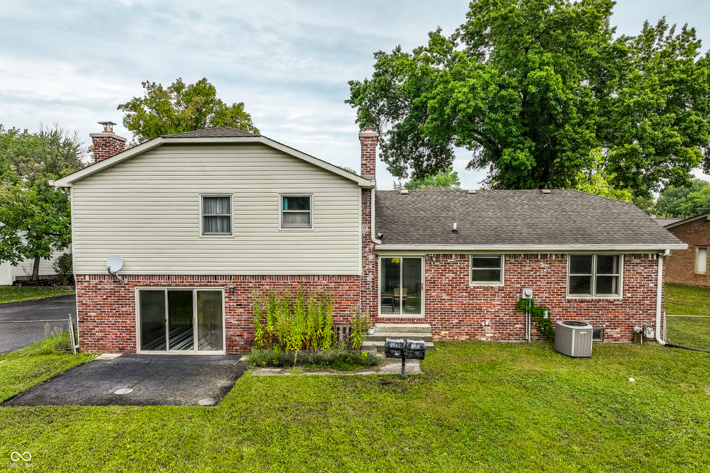 7235 Sondridge Circle