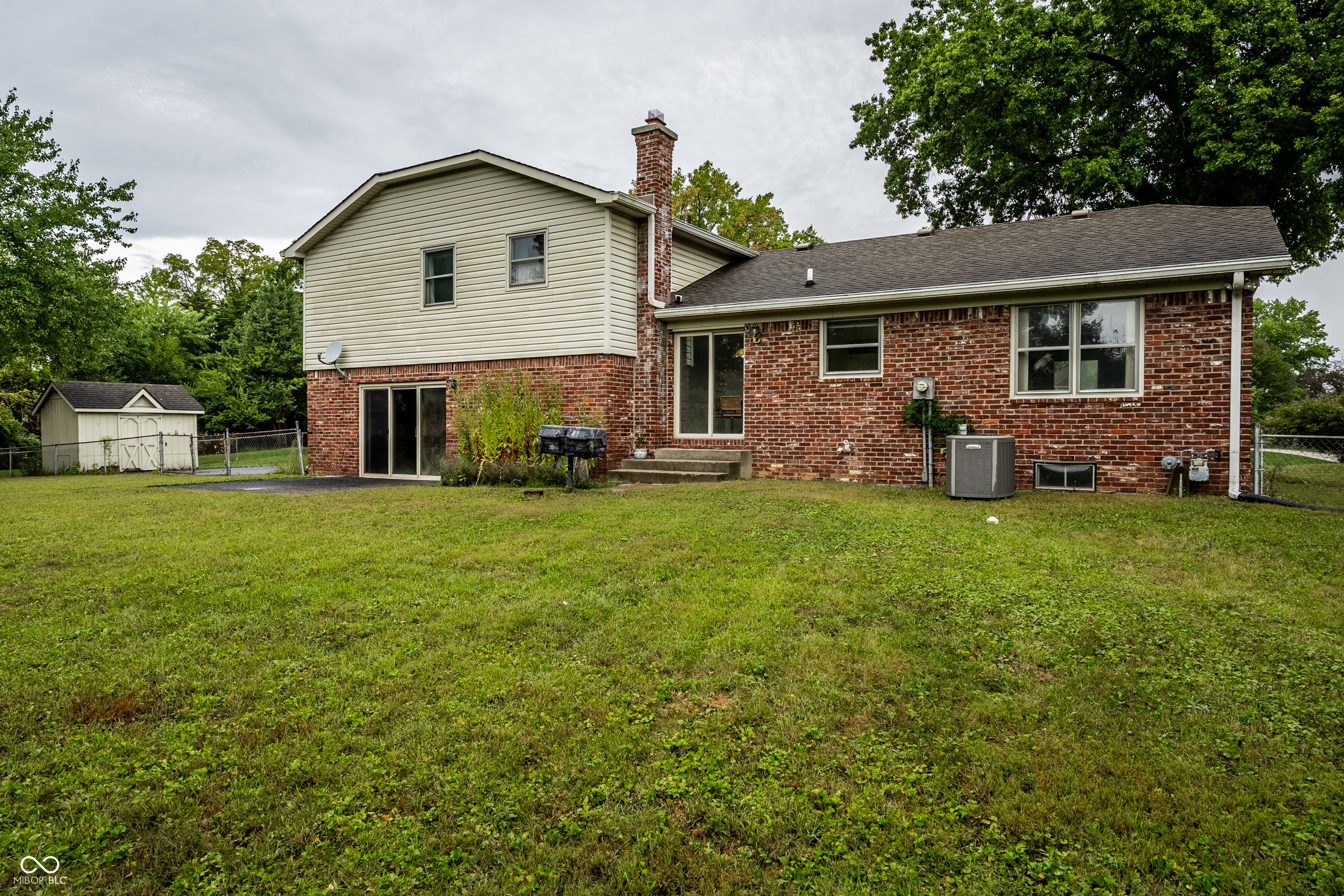 7235 Sondridge Circle