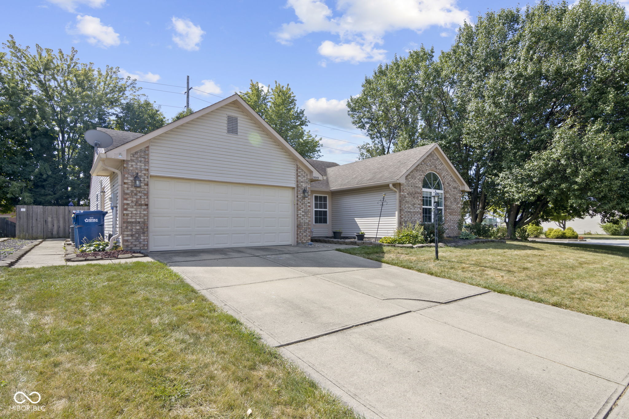 9919 Commonwealth Drive