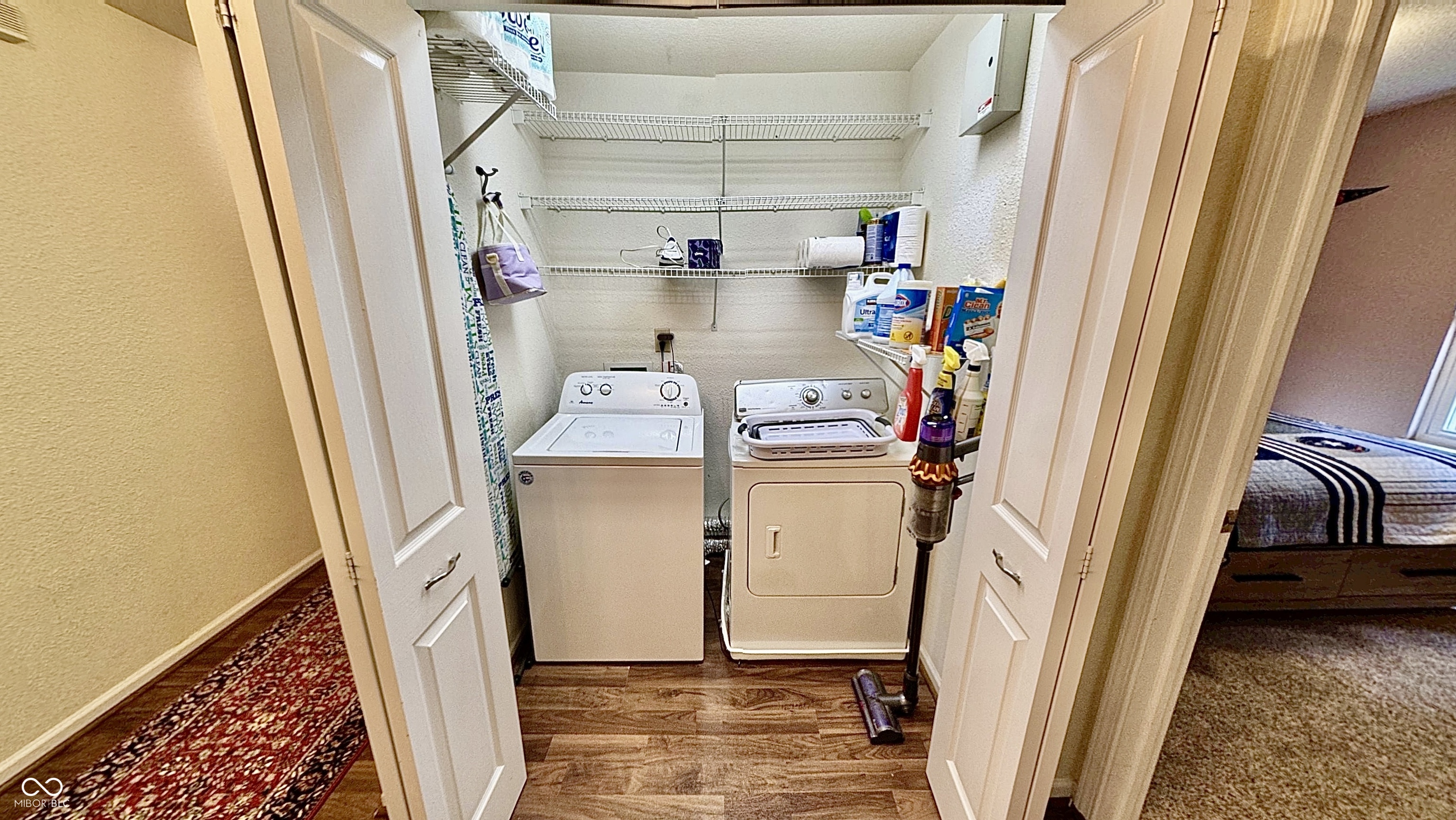 9919 Commonwealth Drive