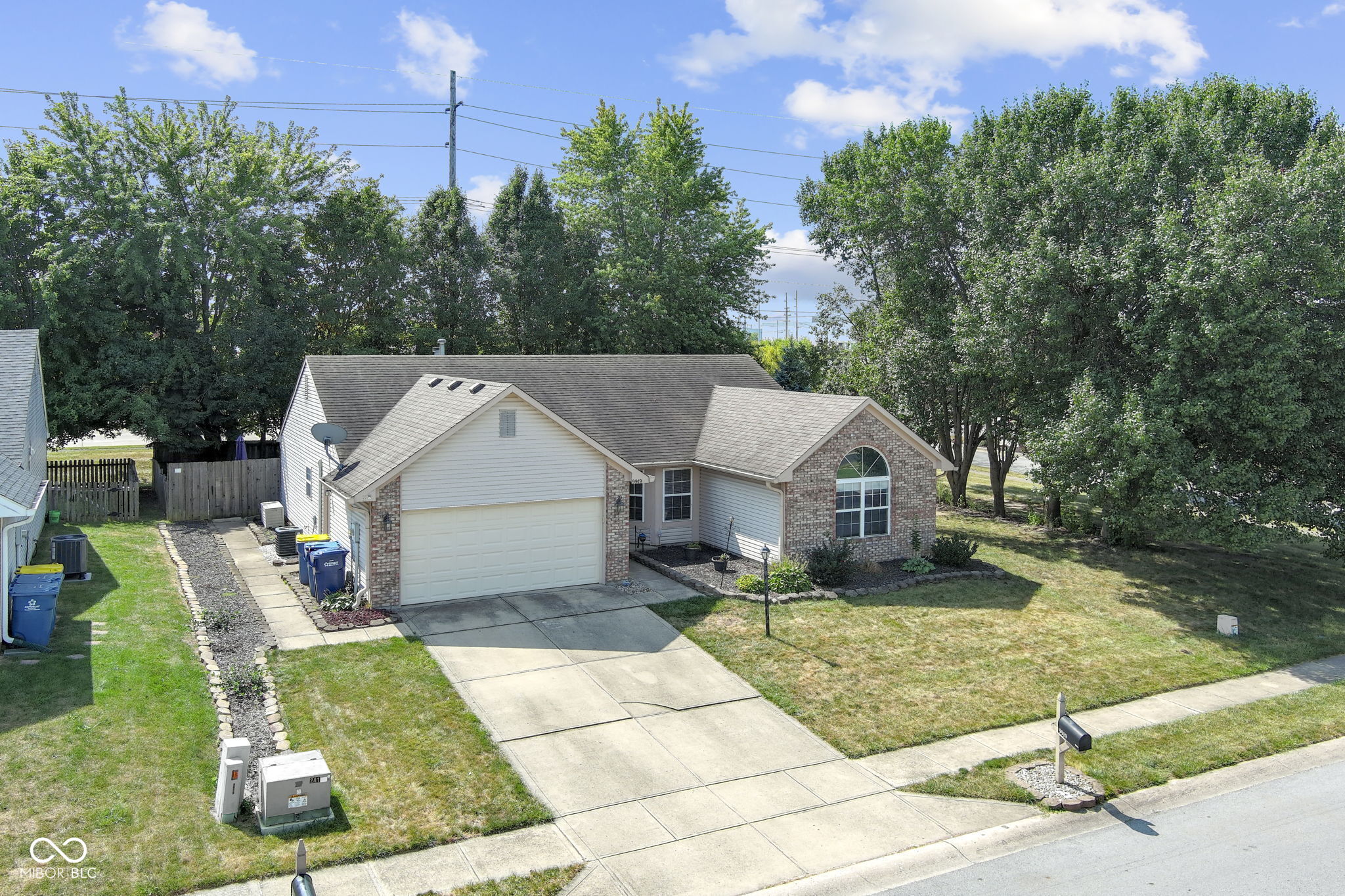 9919 Commonwealth Drive