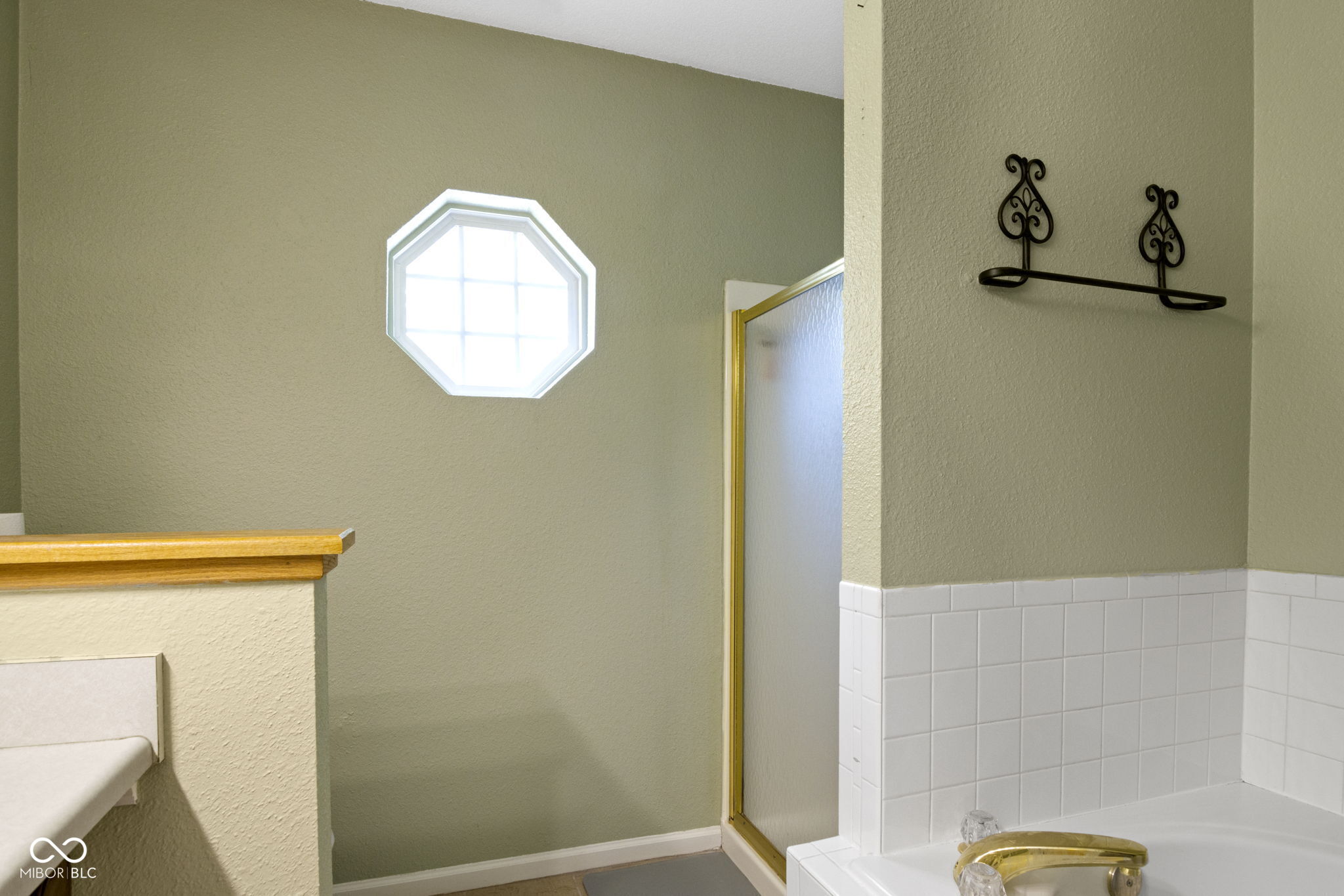 9919 Commonwealth Drive