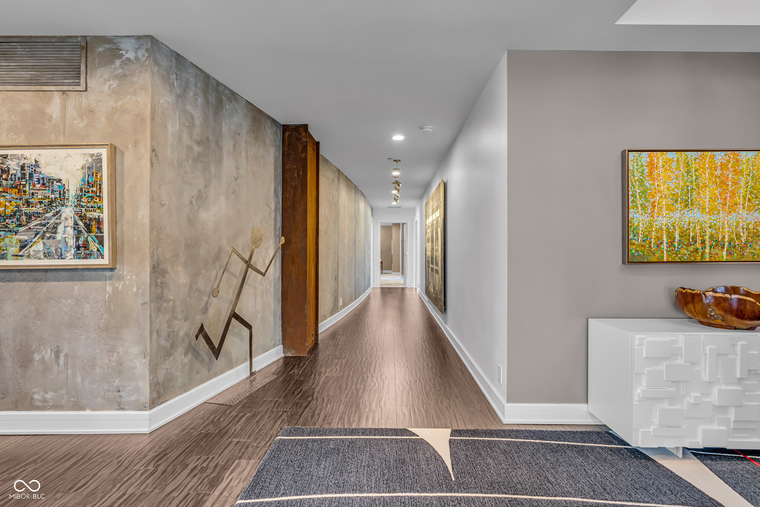 429 N Pennsylvania Street Unit: UNIT 801