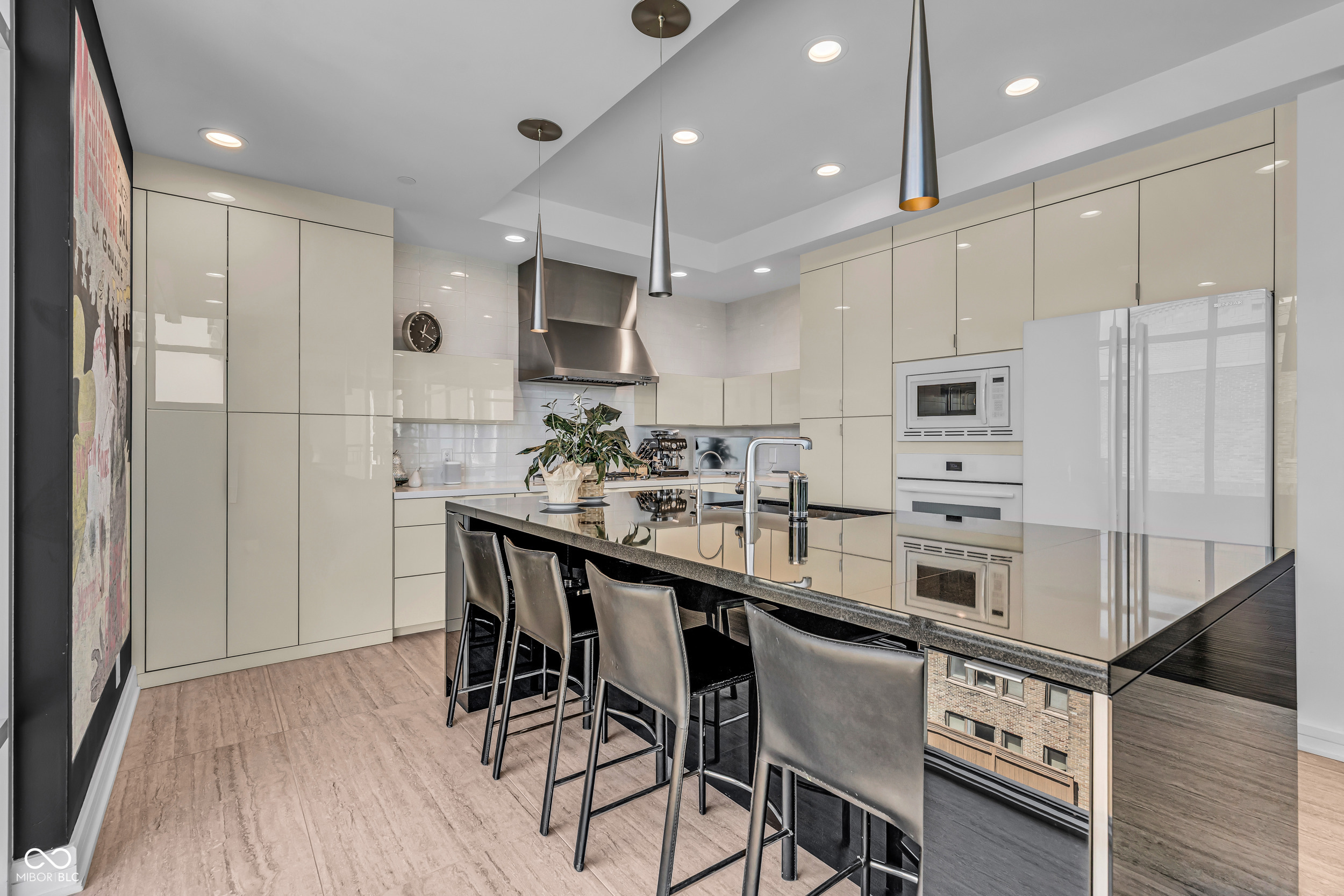 429 N Pennsylvania Street Unit: UNIT 801