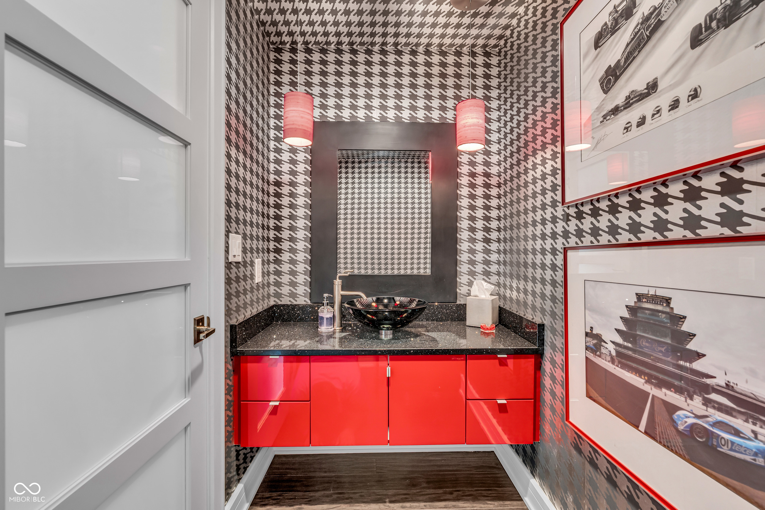 429 N Pennsylvania Street Unit: UNIT 801