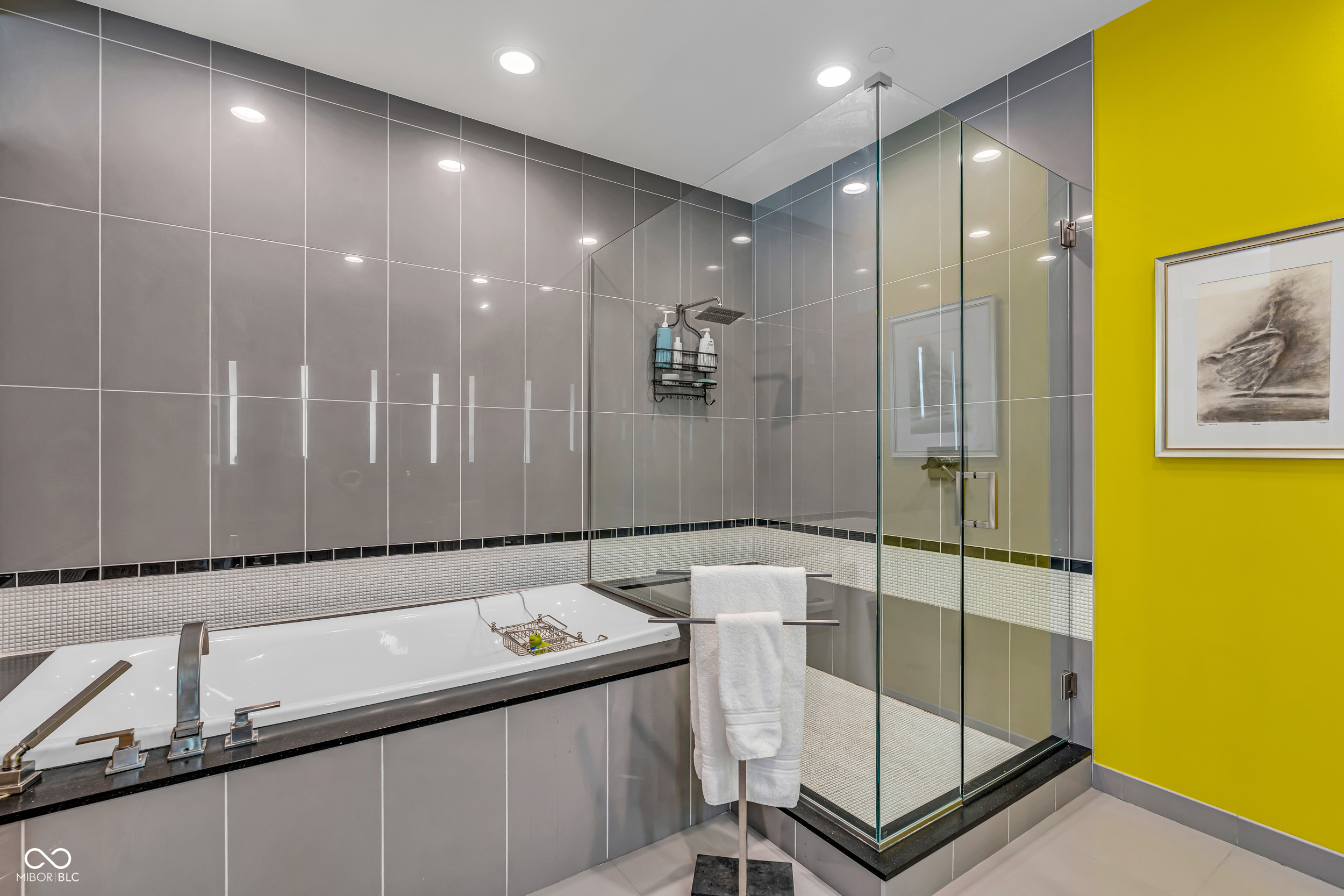 429 N Pennsylvania Street Unit: UNIT 801