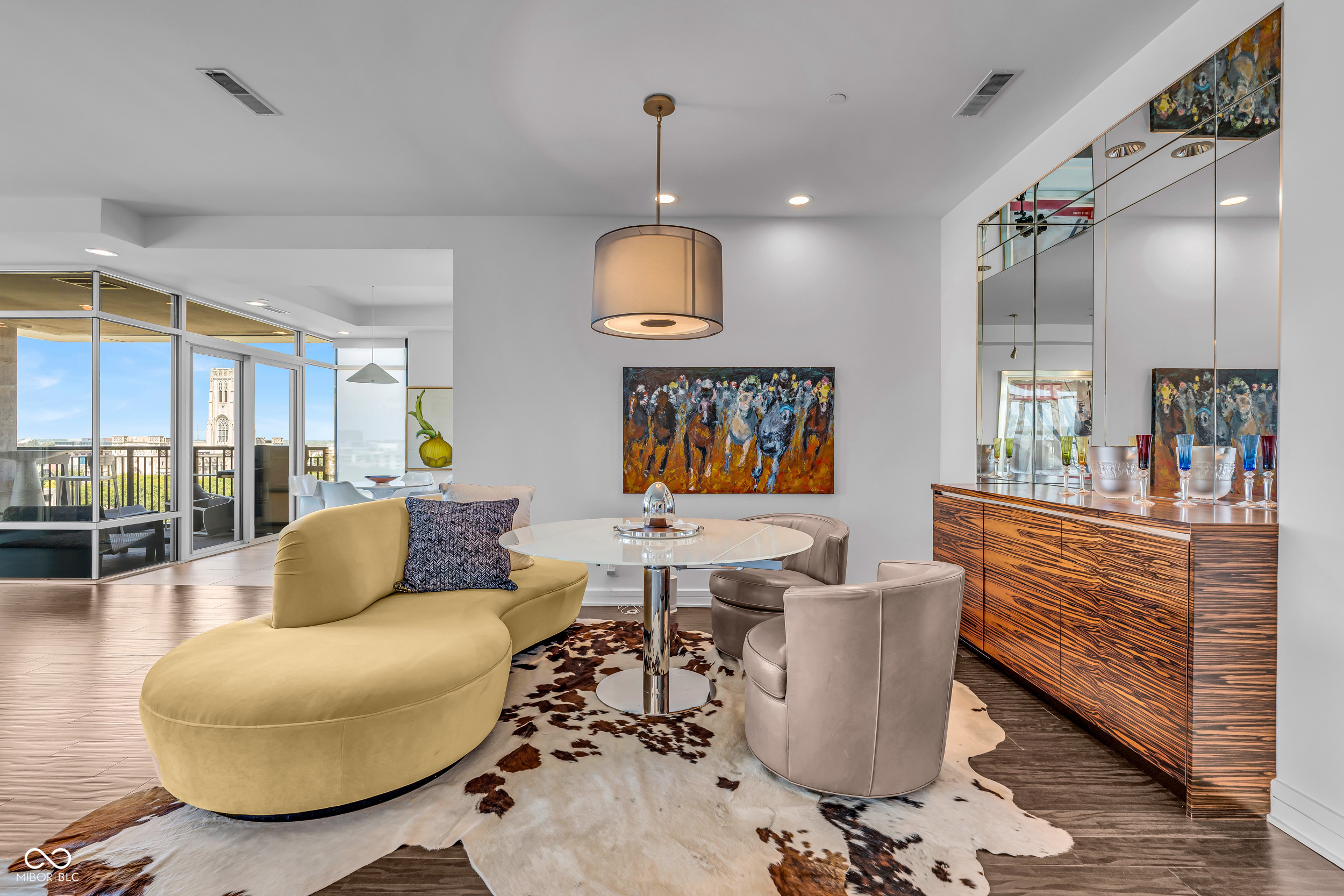 429 N Pennsylvania Street Unit: UNIT 801