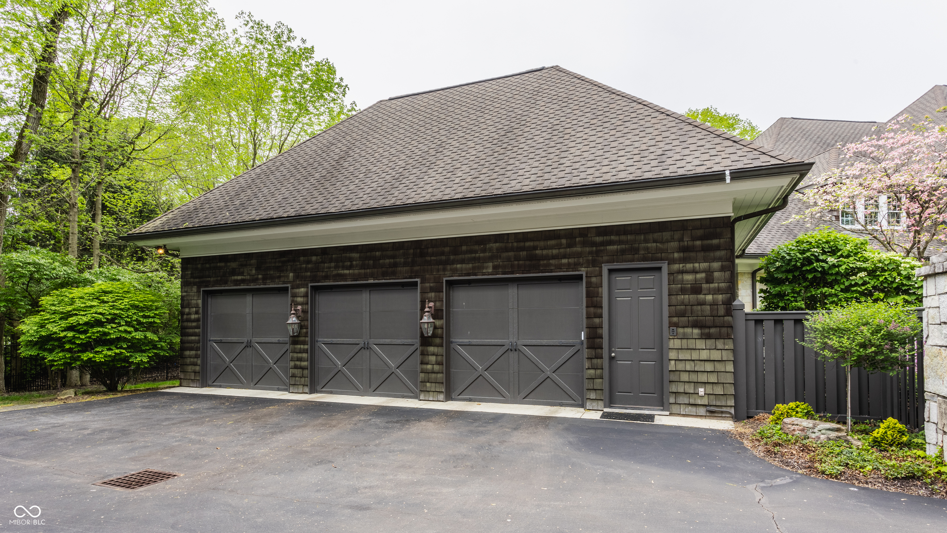 421 Springwood Drive