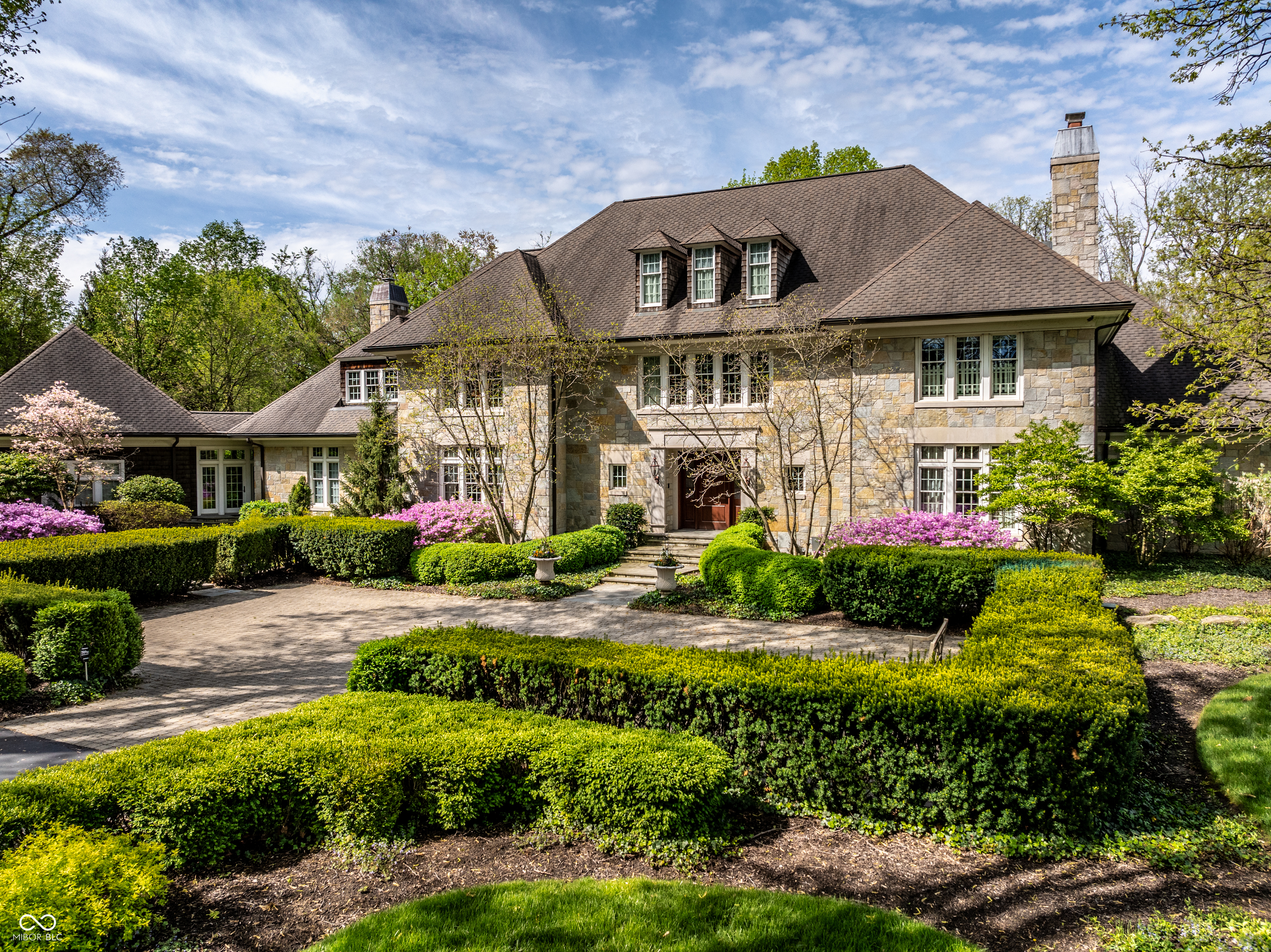 421 Springwood Drive