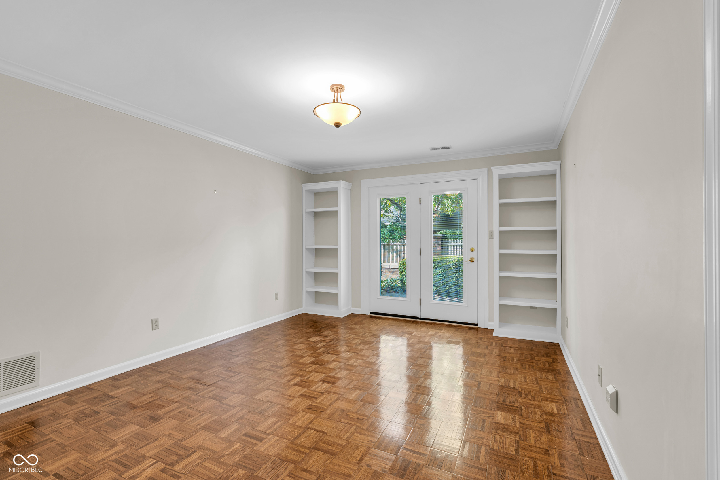 8518 Bent Tree Court Unit: 8518