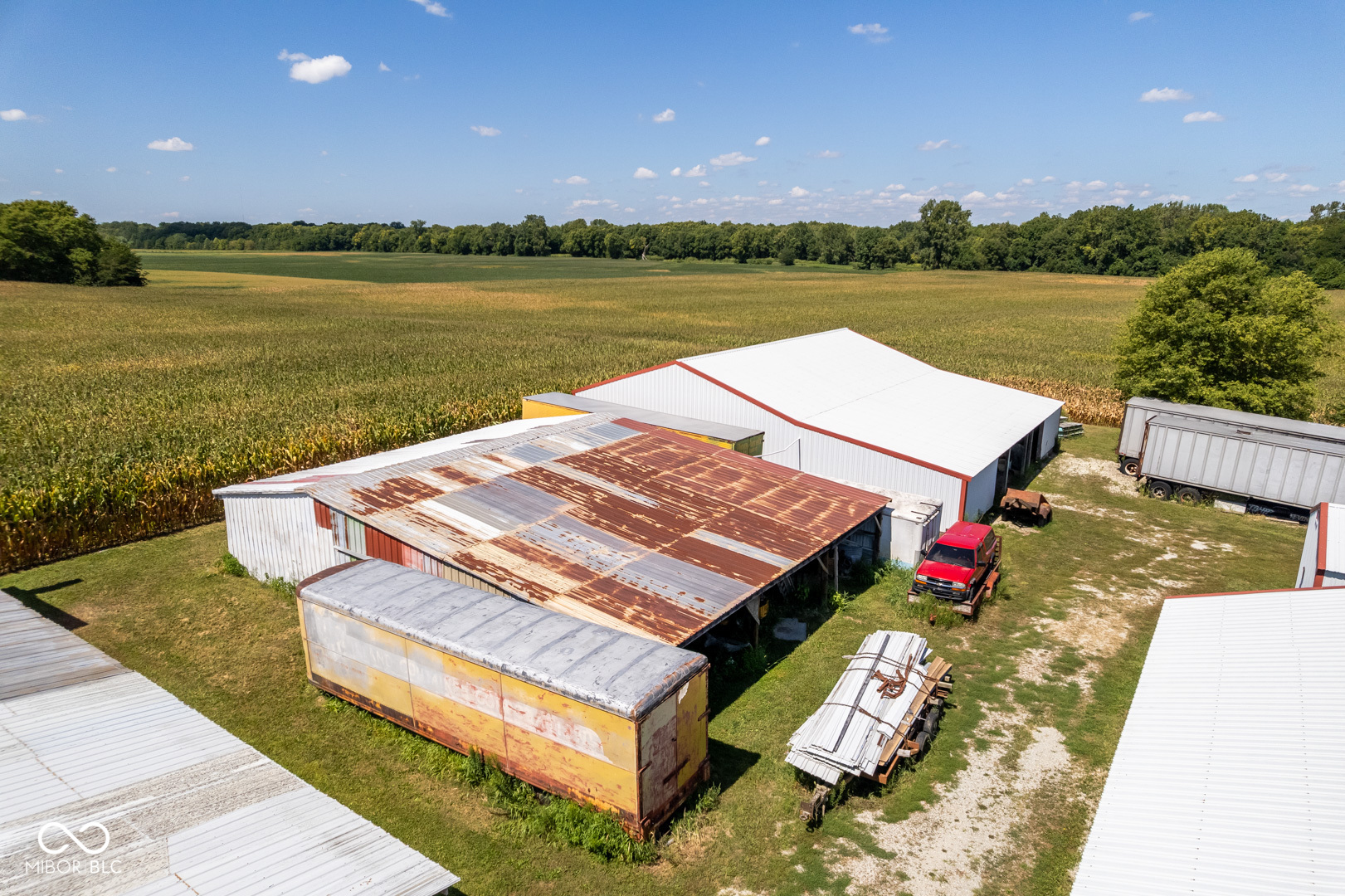 16506 Strawtown Avenue