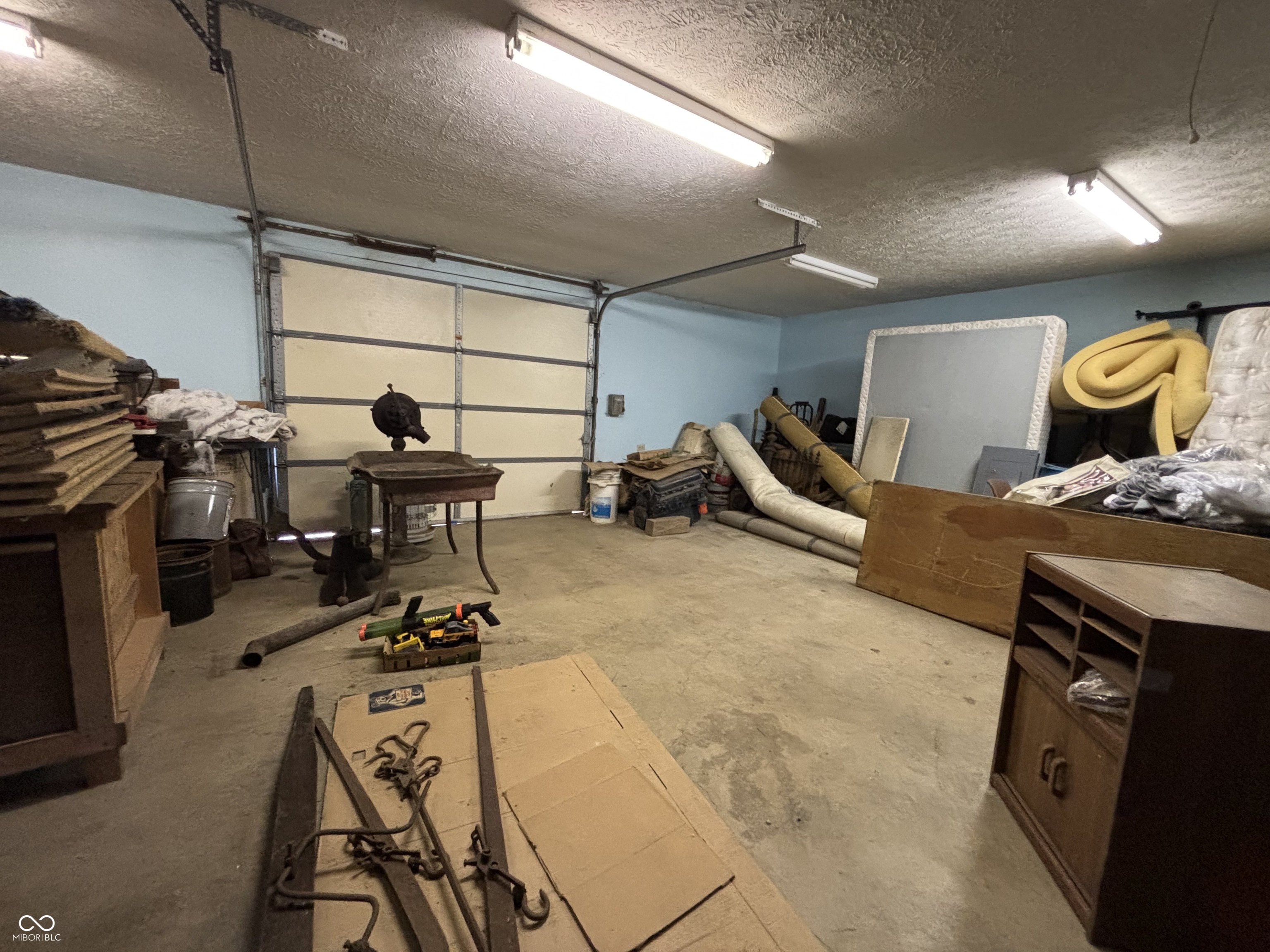 16506 Strawtown Avenue