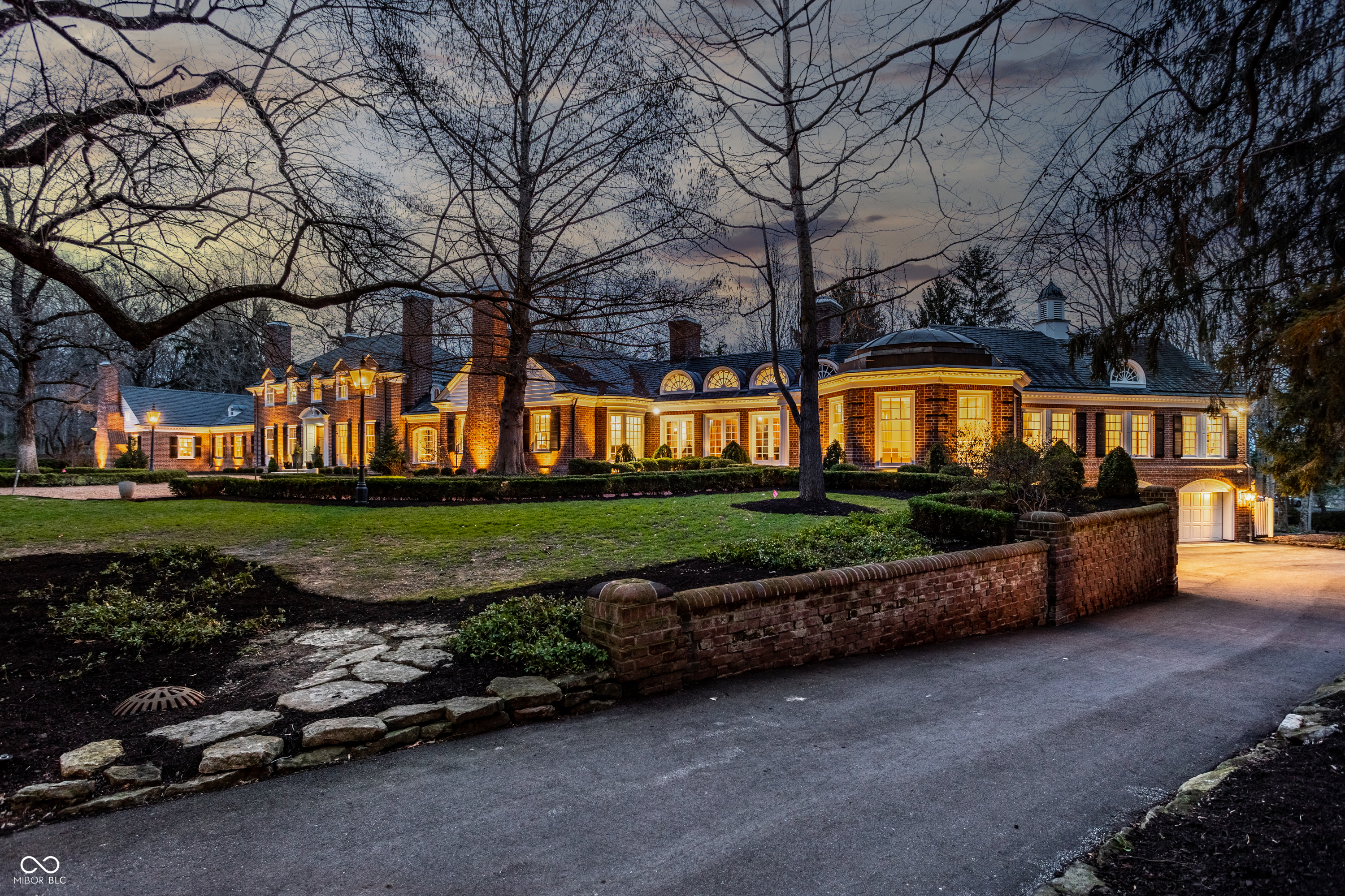 5715 Sunset Lane