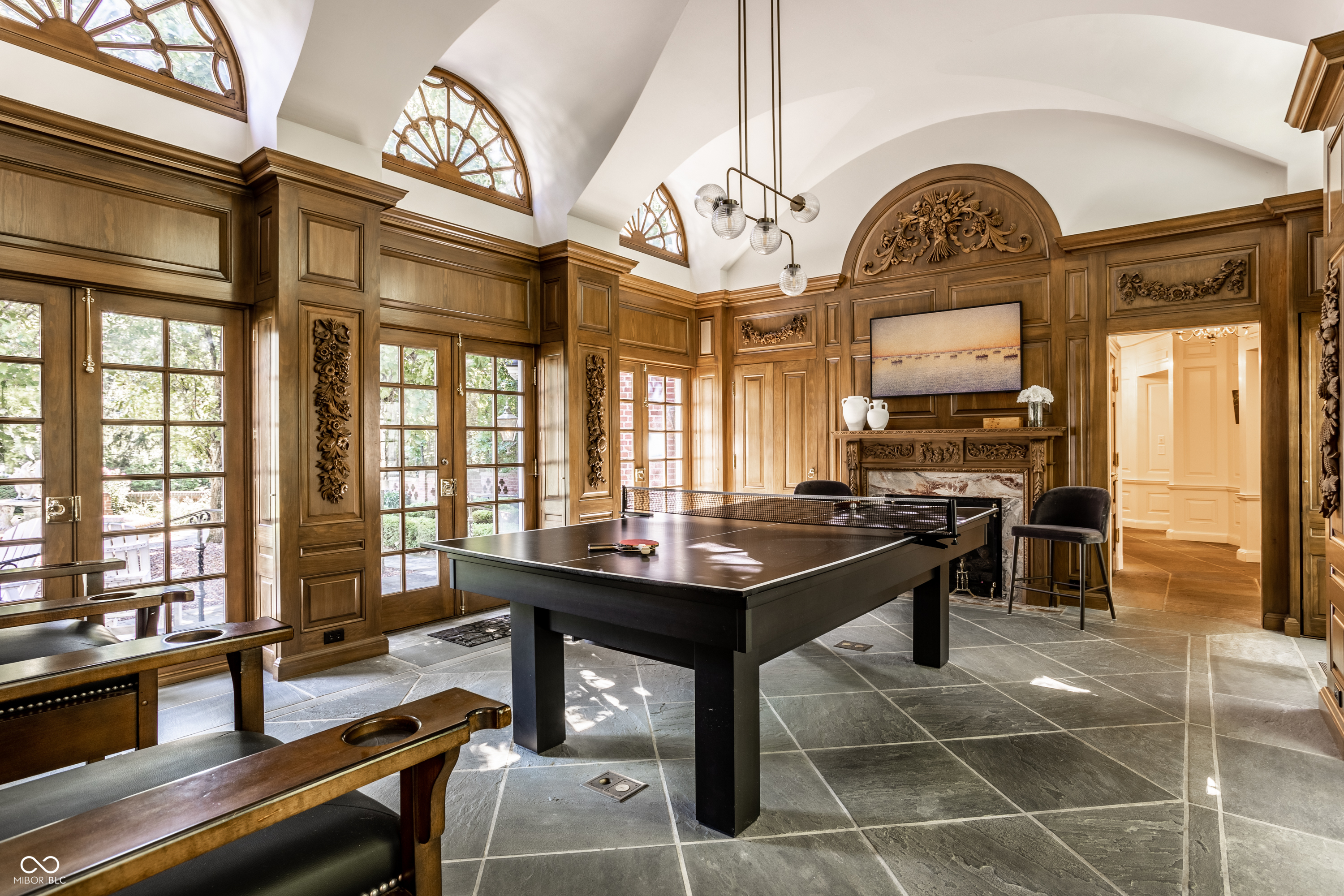 5715 Sunset Lane
