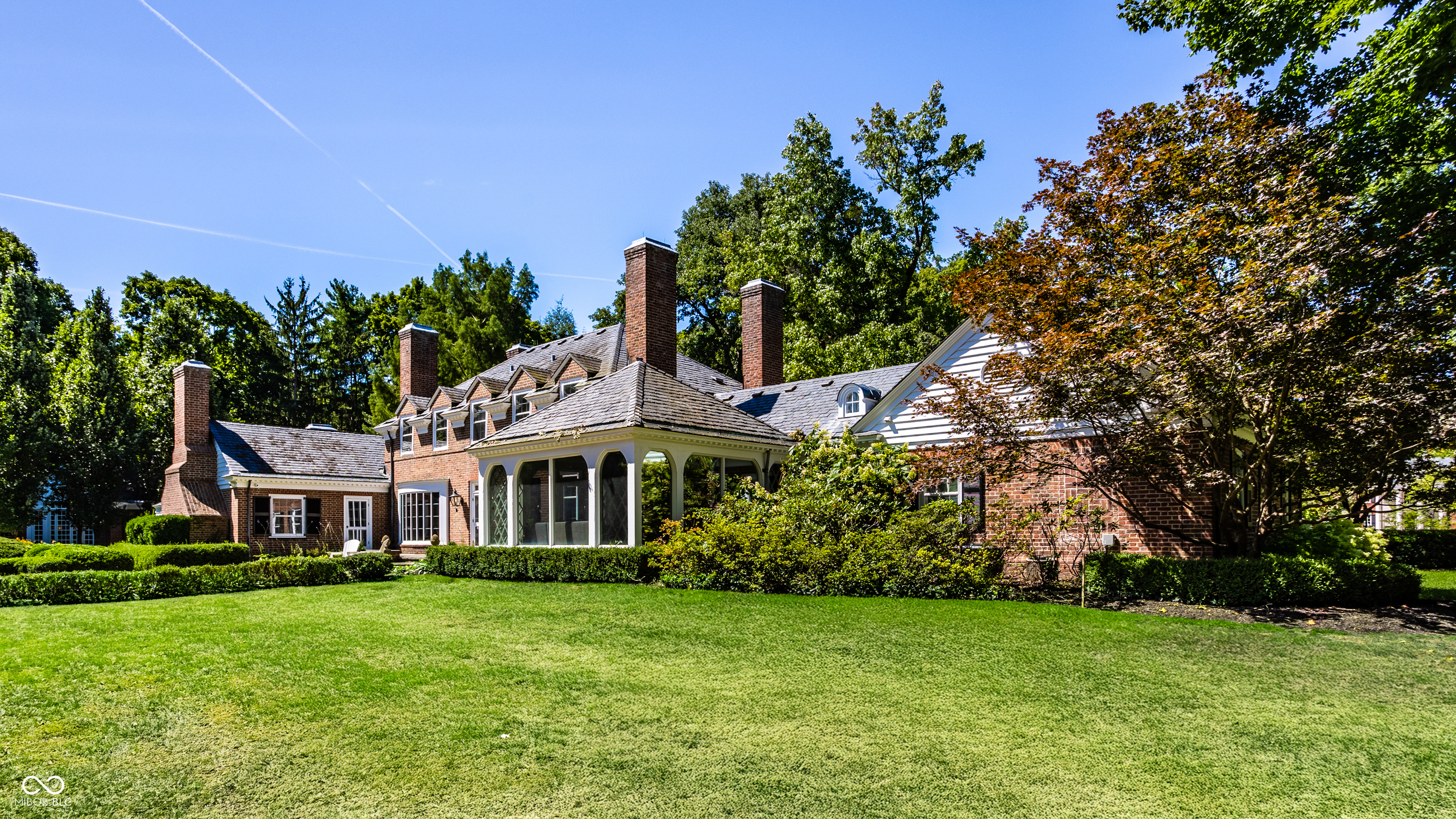 5715 Sunset Lane