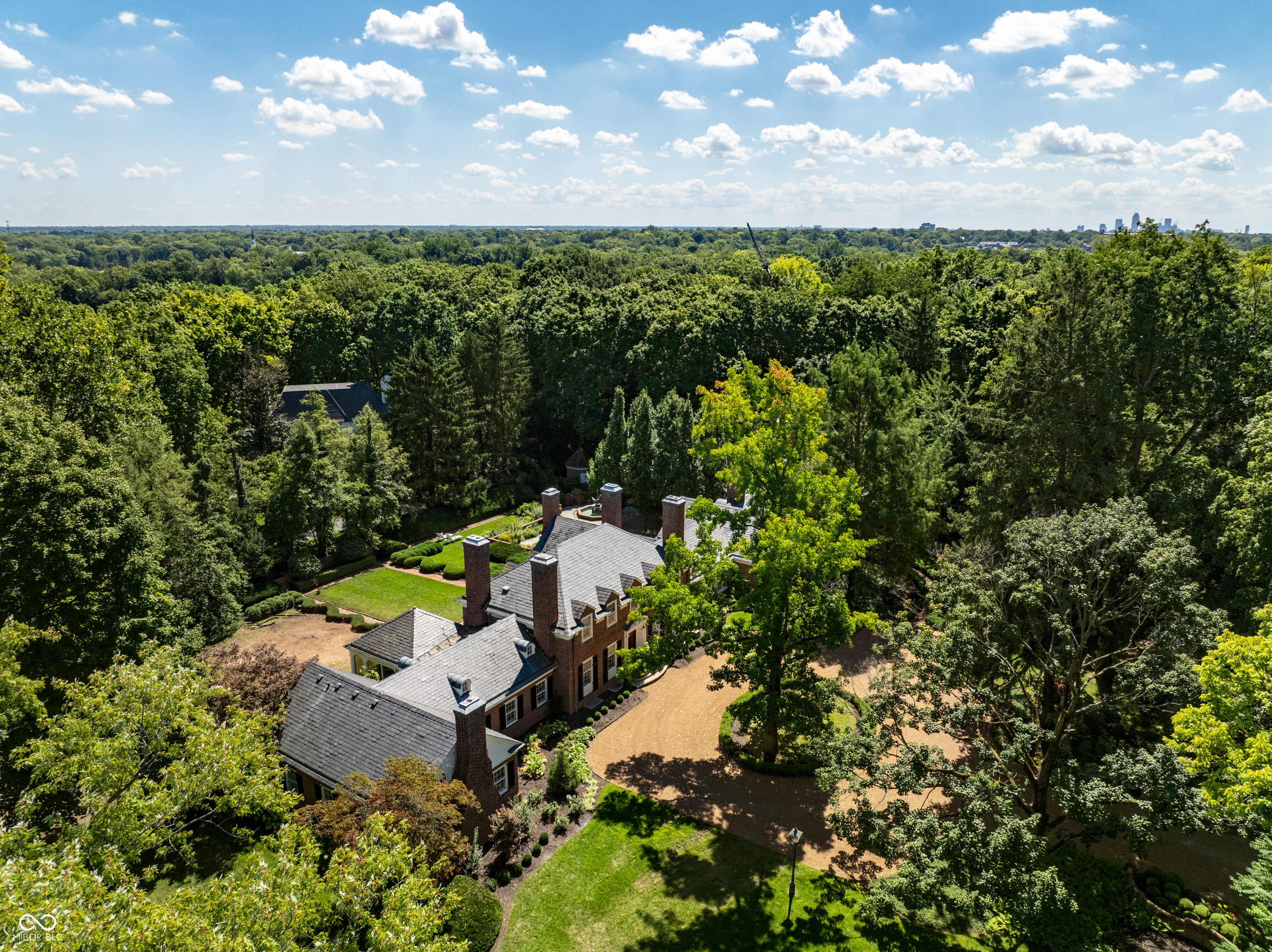 5715 Sunset Lane