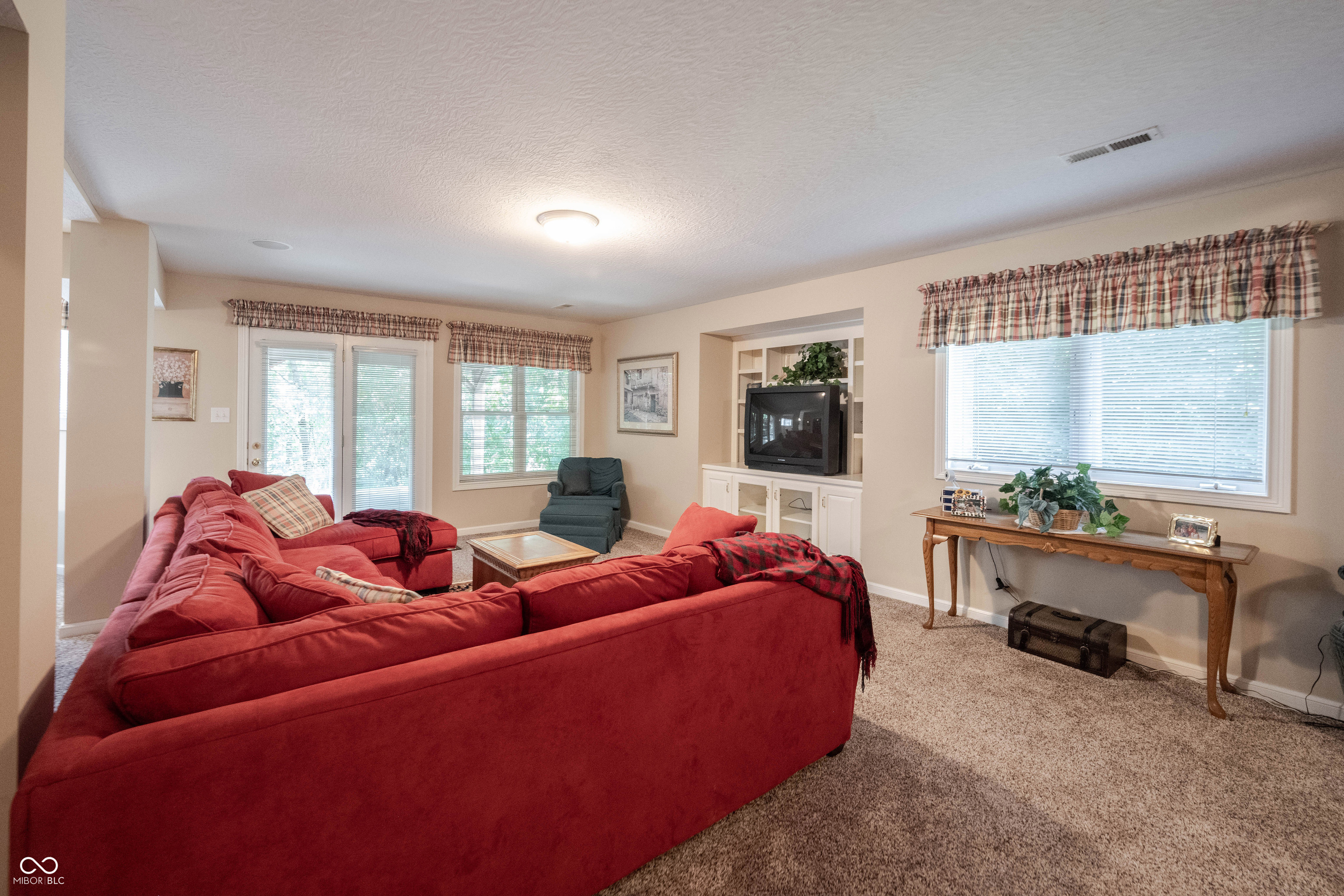 7240 Elm Ridge Drive