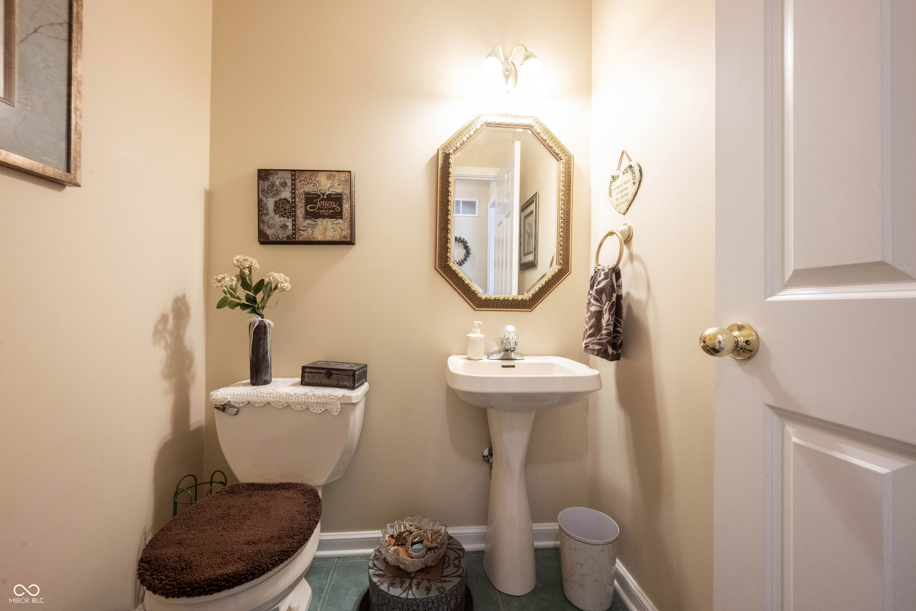 7240 Elm Ridge Drive